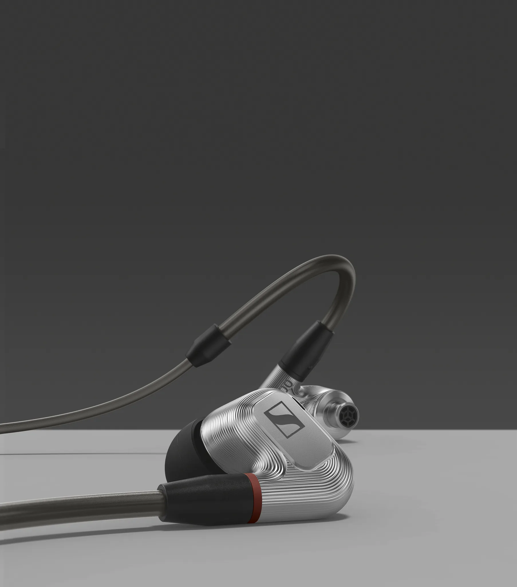 Sennheiser ra mắt tai nghe in-ear cao cấp Sennheiser IE 900, giá 36,590,000 VND