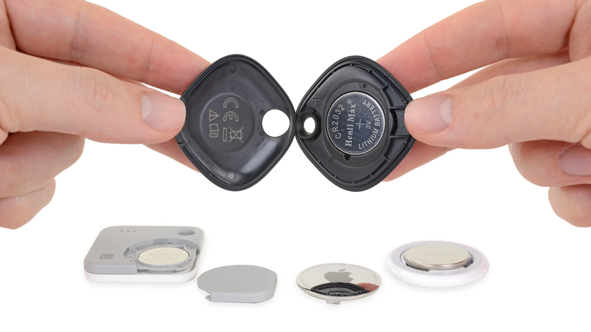 Tháo tung Apple AirTag cùng iFixit: Nhỏ gọn nhưng khó mở