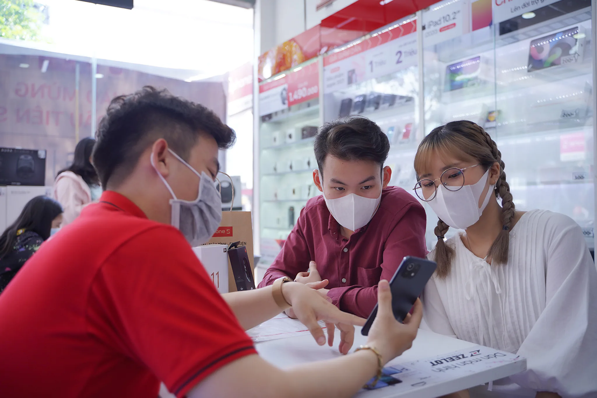 Mi 11 Lite 5G mở bán độc quyền tại CellphoneS với 1000 đơn đặt hàng
