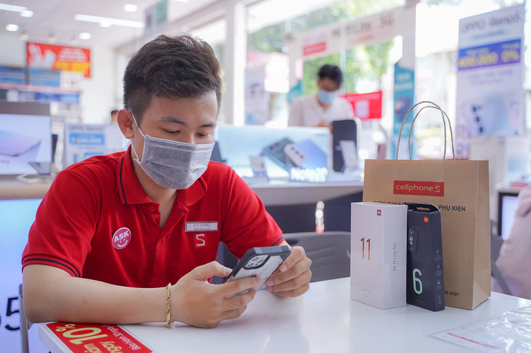 Mi 11 Lite 5G mở bán độc quyền tại CellphoneS với 1000 đơn đặt hàng