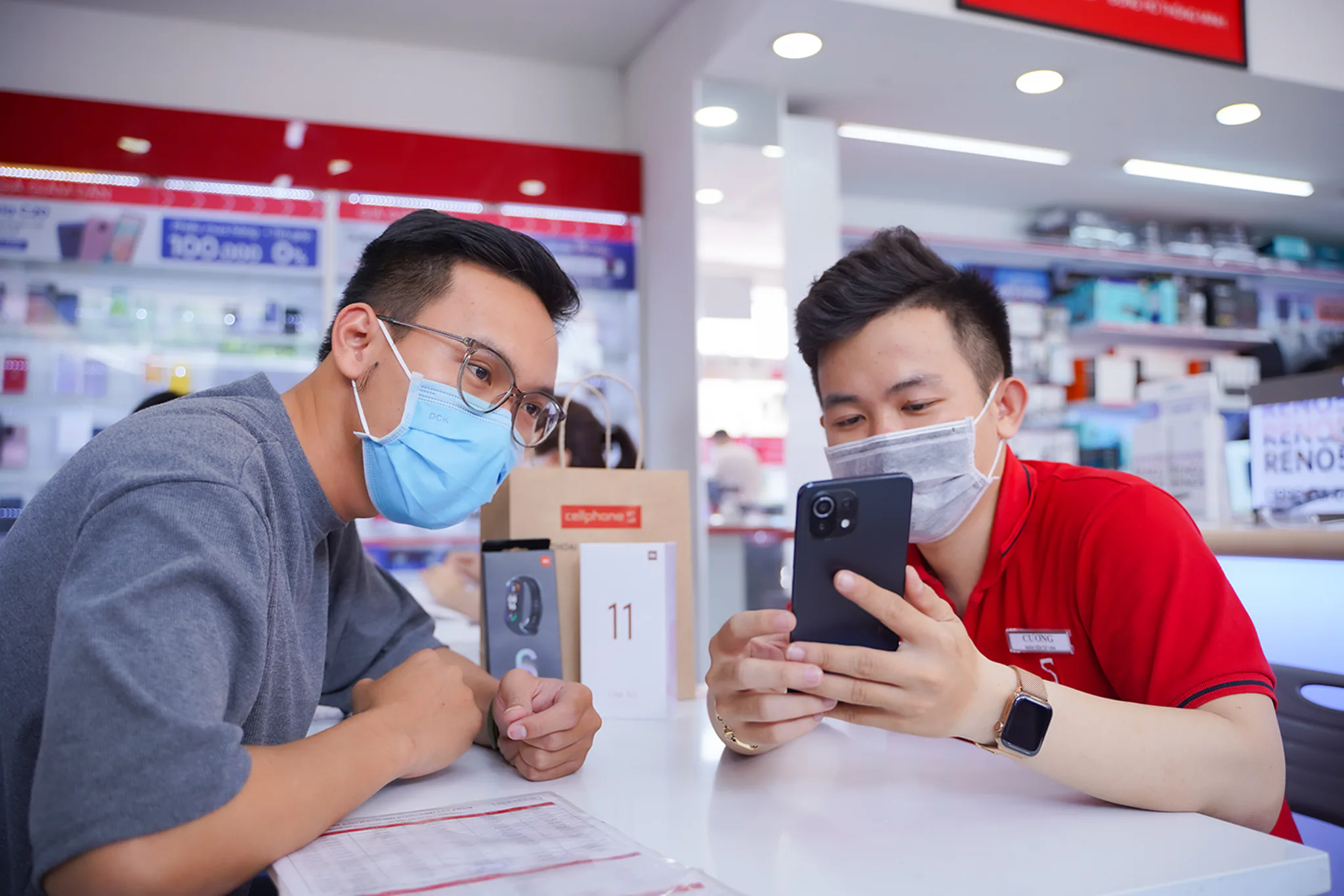 Mi 11 Lite 5G mở bán độc quyền tại CellphoneS với 1000 đơn đặt hàng