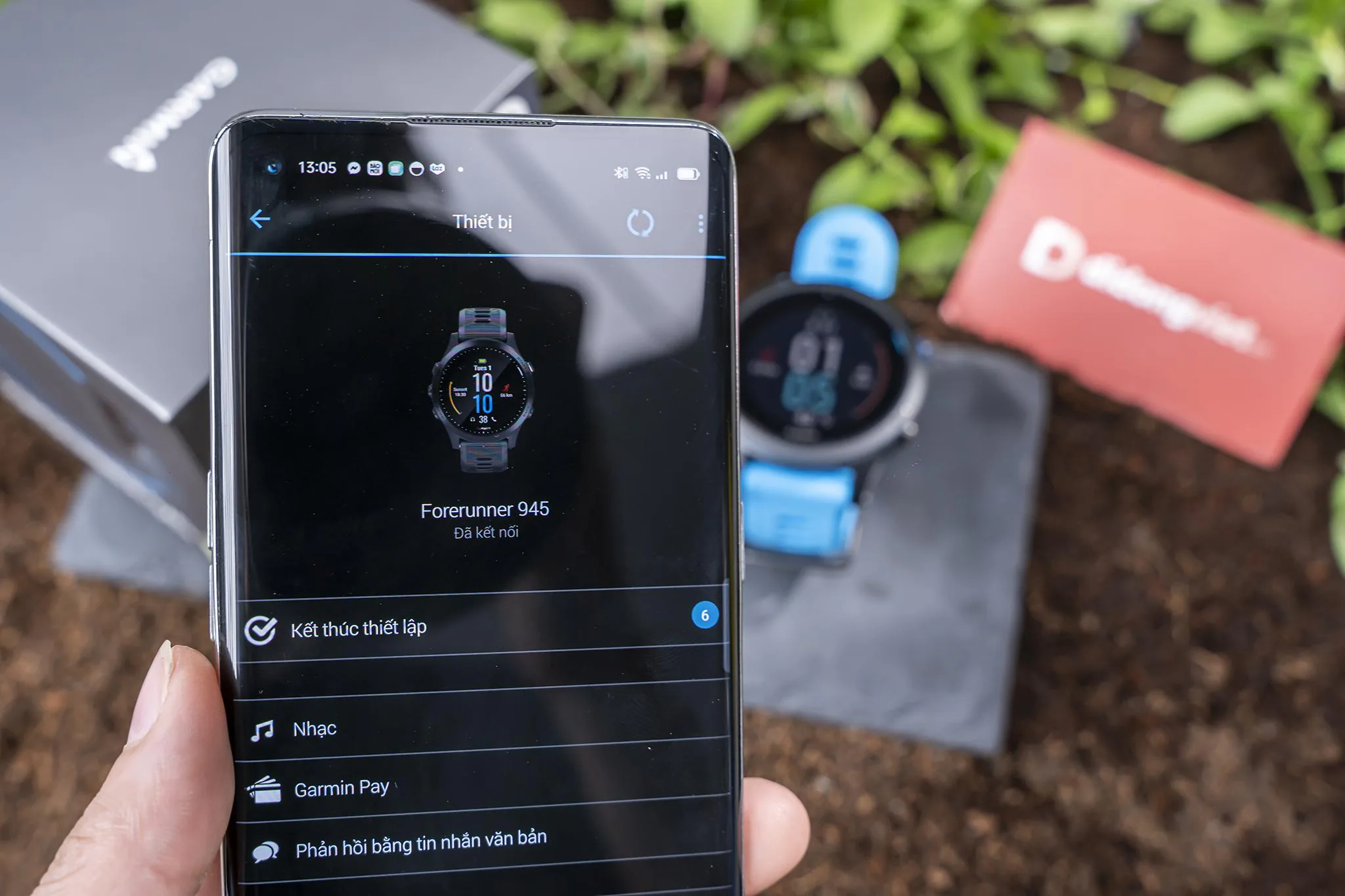Nhạc sĩ Huy Tuấn chọn mua đồng hồ Garmin dành cho dân chơi Golf tại Di Động Việt