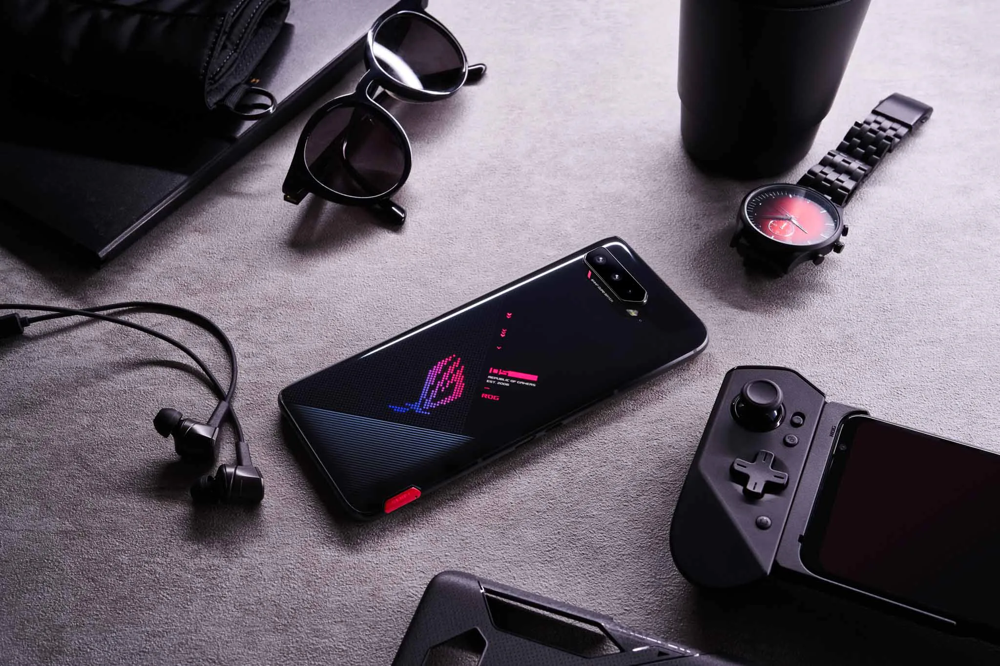 ASUS chính thức mở bán ROG Phone 5 tại Việt Nam, vua gaming phone