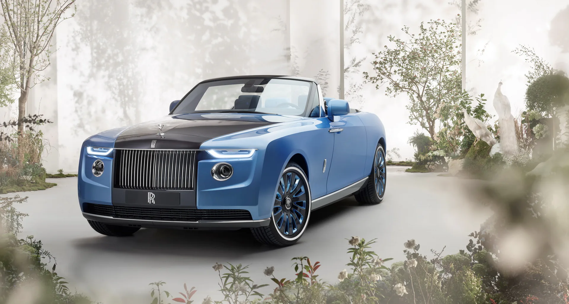 Rolls-Royce ra mắt xe siêu sang Boat Tail chỉ có ba chiếc, giá khủng 28 triệu USD