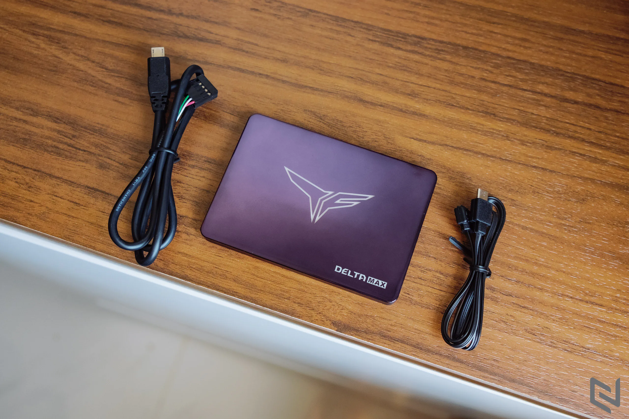Đánh giá SSD 2.5-inch T-Force Delta Max: Mặt đèn LED RGB đẹp mắt, tốc độ đủ dùng, giá thành hơi cao