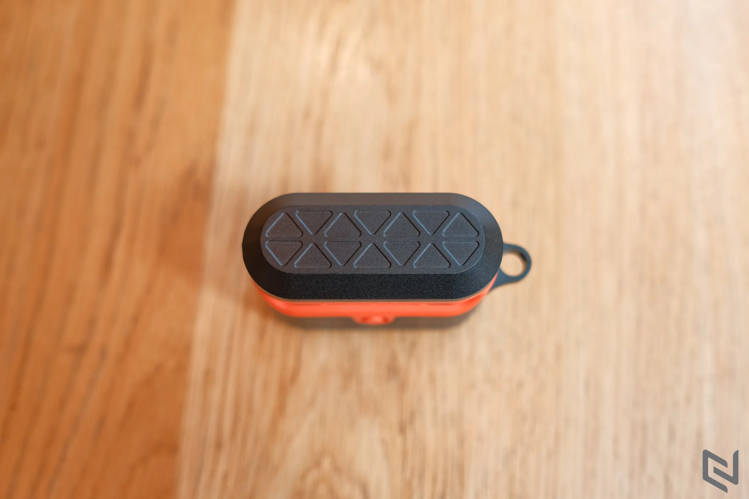 Trên tay UAG Hard Case V2, ốp lưng cho AirPods Pro tốt nhất
