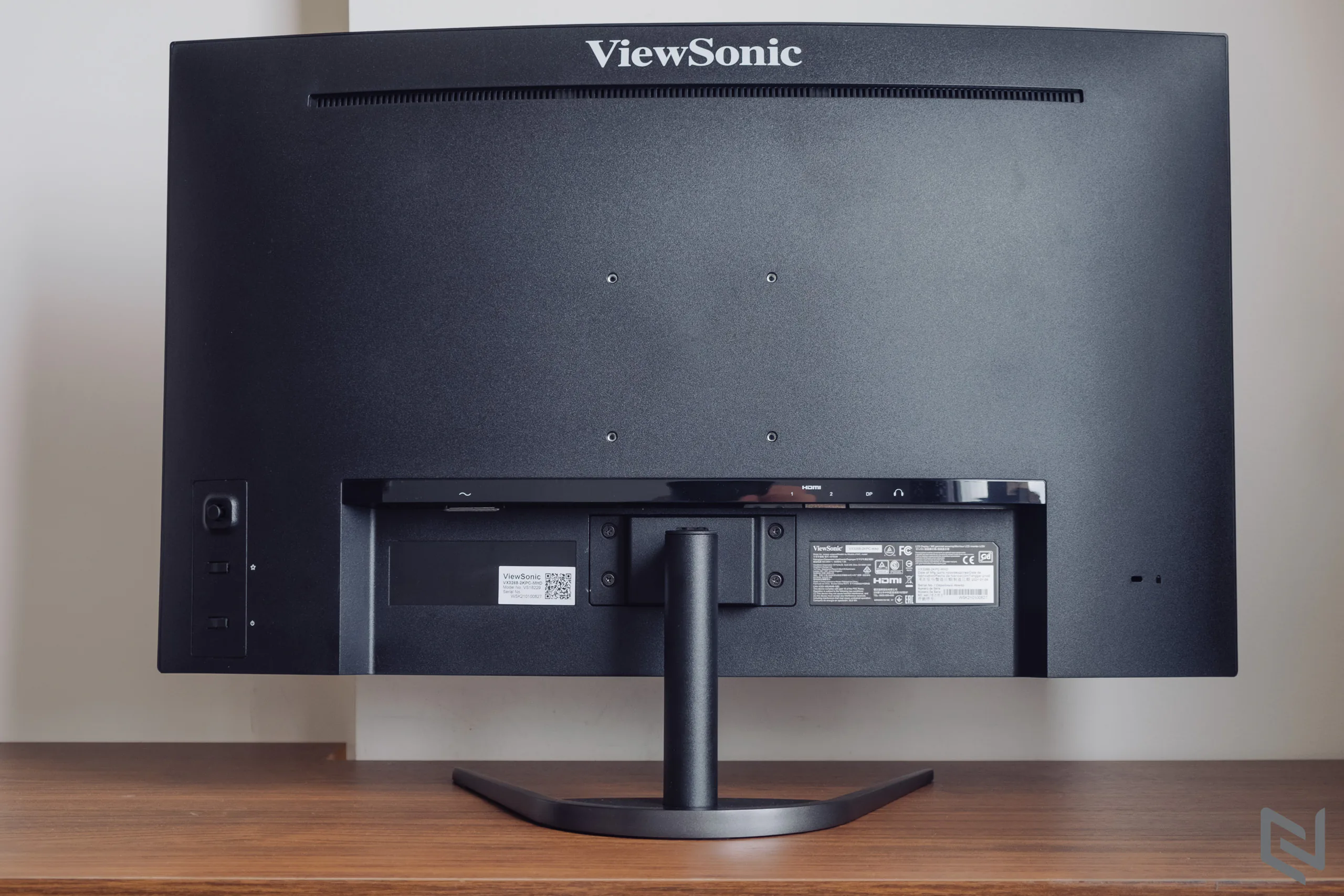 Đánh giá màn hình chơi game ViewSonic VX3268: Giá hấp dẫn, độ cong 1500R, QHD 144Hz
