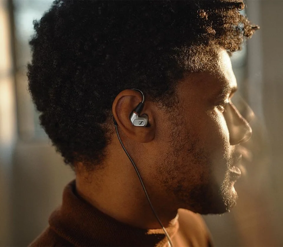 Sennheiser ra mắt tai nghe in-ear cao cấp Sennheiser IE 900, giá 36,590,000 VND