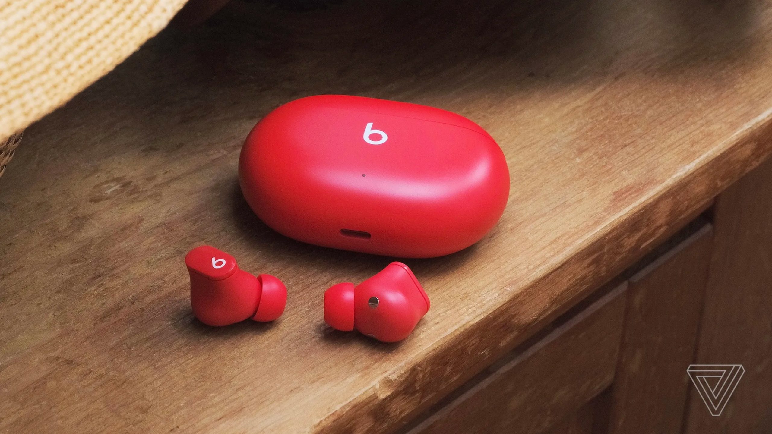 Beats Studio Buds ra mắt: Có chống ồn chủ động, Transparency và nhiều tính năng nữa với giá 150 USD