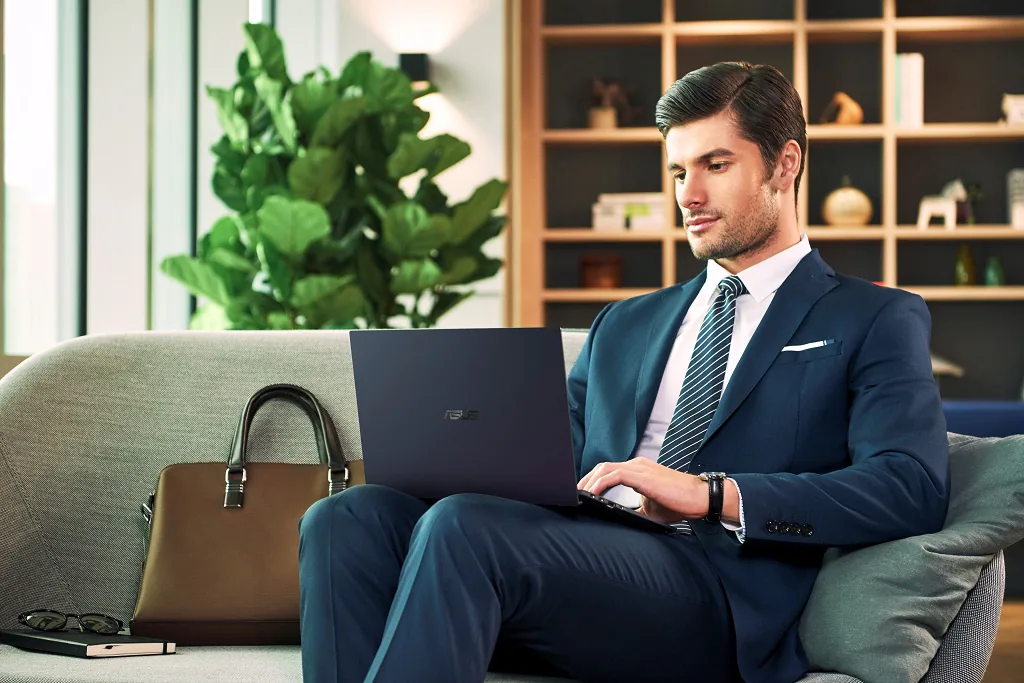 ASUS giới thiệu thế hệ mới của laptop Doanh nhân ASUS ExpertBook B9 (B9400)