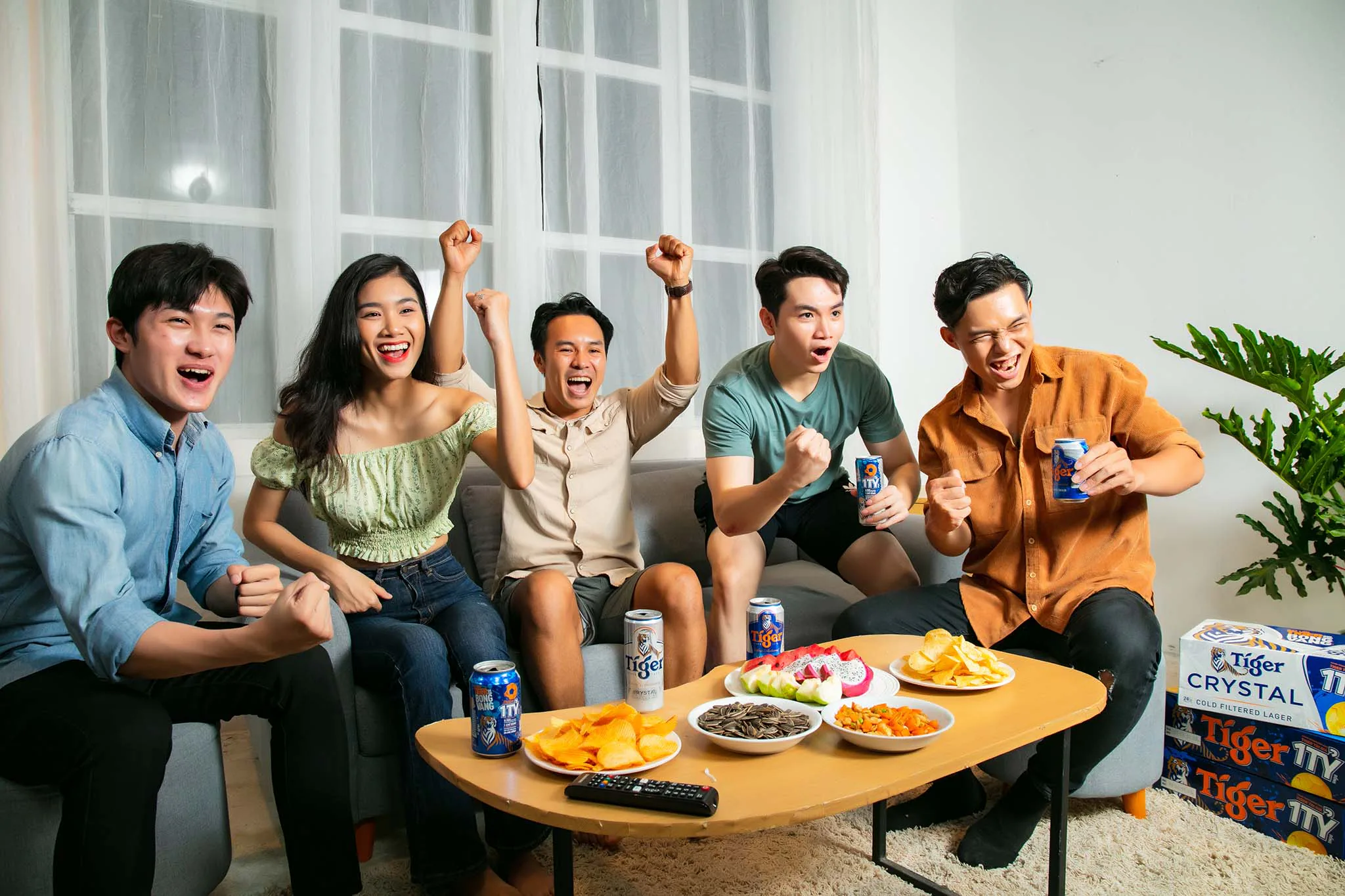 Tiger Beer mang đến cơ hội trúng thưởng 07 quả bóng vàng và 8,000 huy chương vàng cho người hâm mộ bóng đá Việt Nam