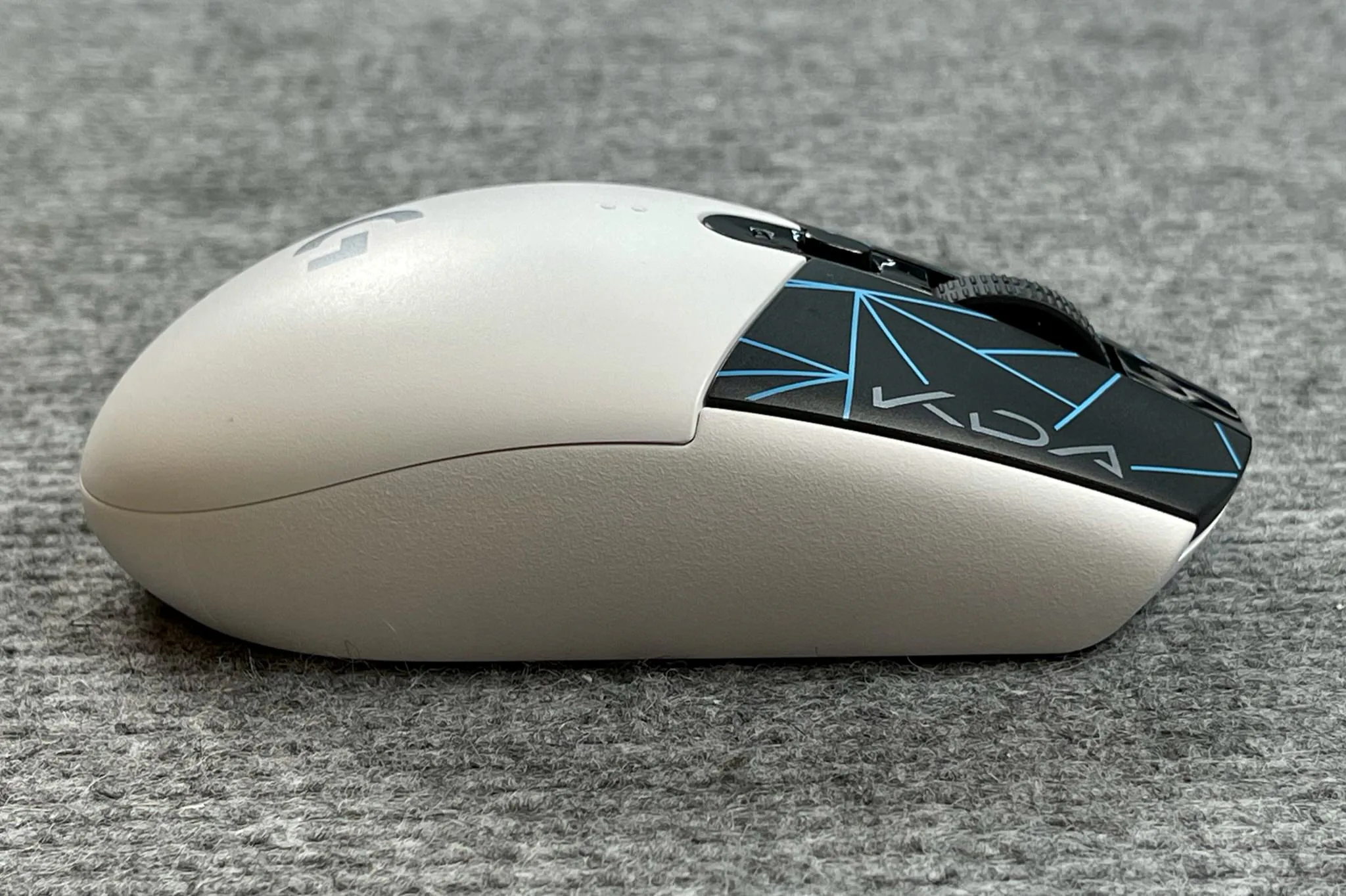 Trải nghiệm trọn bộ gaming gear League of Legends K/DA từ Logitech: Đẹp mắt và đầy phong cách, nhiều tính năng tối ưu cho game thủ