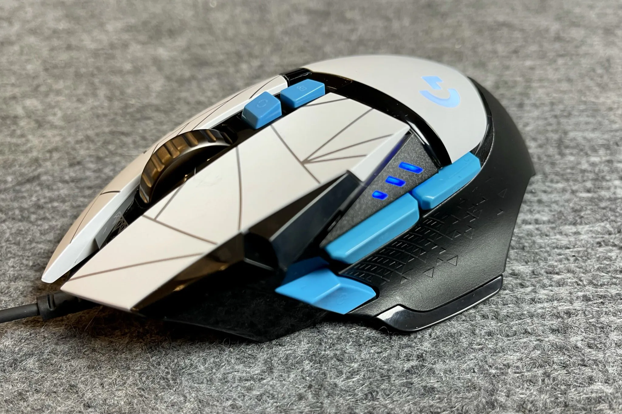 Trải nghiệm trọn bộ gaming gear League of Legends K/DA từ Logitech: Đẹp mắt và đầy phong cách, nhiều tính năng tối ưu cho game thủ