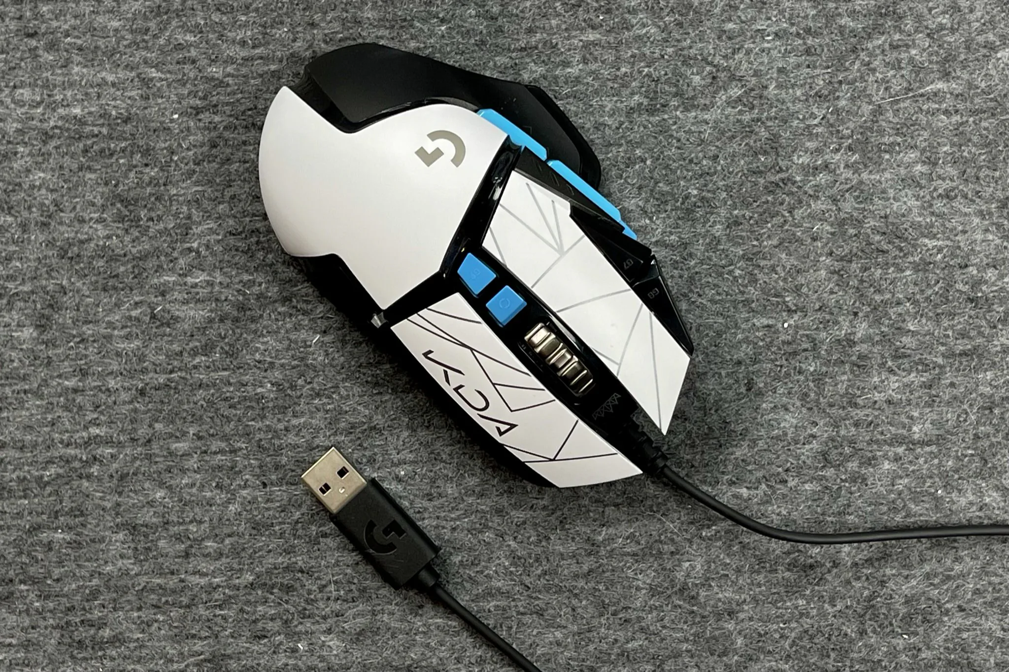 Trải nghiệm trọn bộ gaming gear League of Legends K/DA từ Logitech: Đẹp mắt và đầy phong cách, nhiều tính năng tối ưu cho game thủ