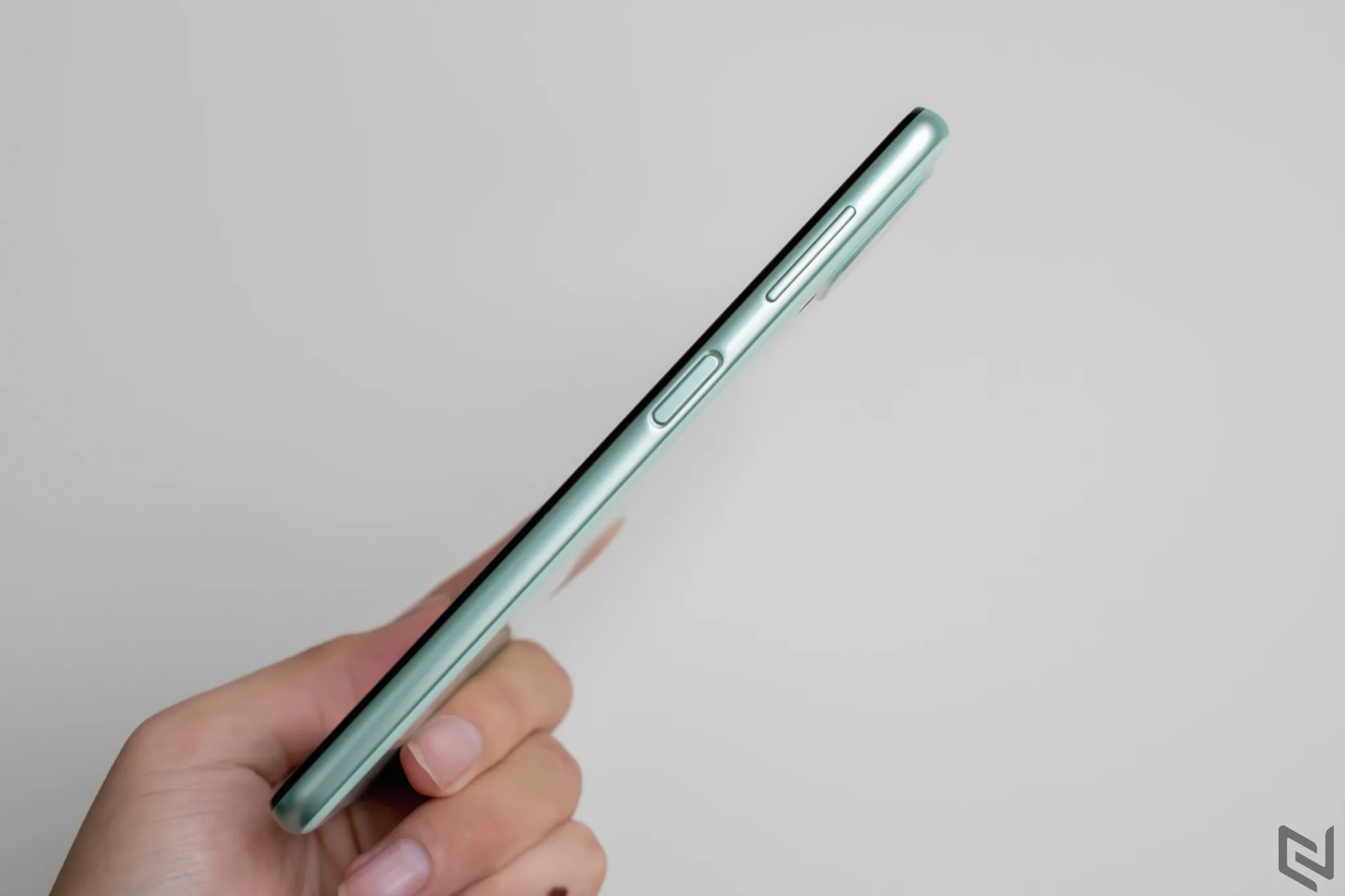 Trên tay Galaxy A22: Thiết kế trẻ trung cho GenZ, màn hình 90Hz, cấu hình mạnh giải trí cực đã