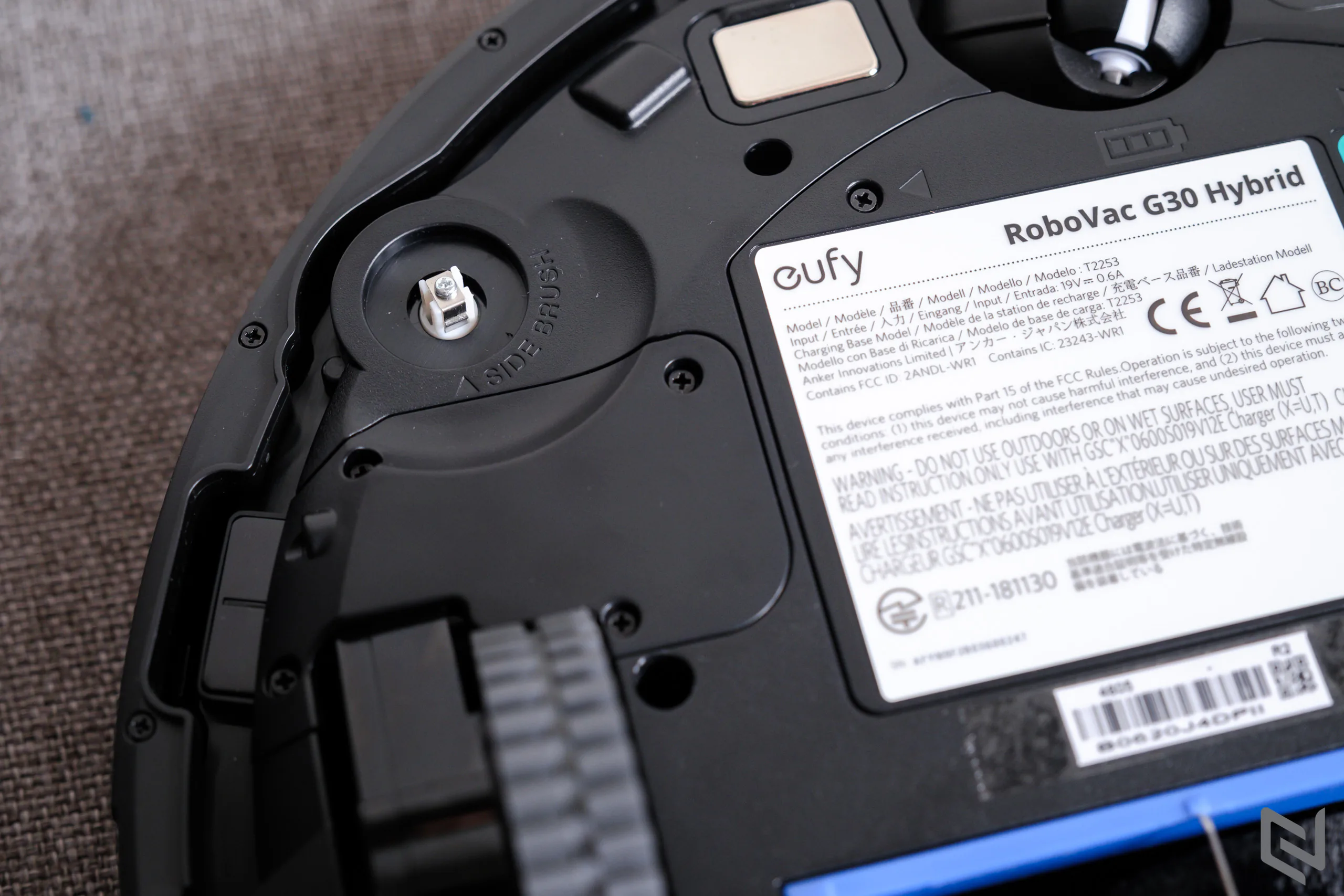 Đánh giá robot hút bụi Eufy RoboVac G30 Hybrid từ Anker: Giá bán hấp dẫn, dễ tiếp cận và khả năng làm sạch tốt