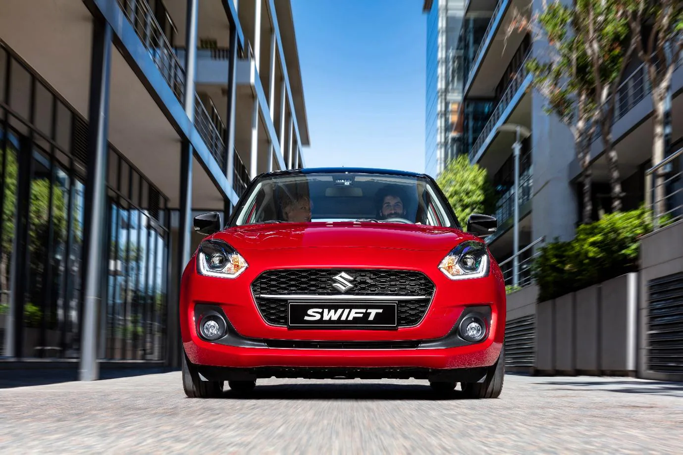 Suzuki Việt Nam giới thiệu New Swift 2021 - Phong cách hơn, thể thao hơn, giá 549.9 triệu
