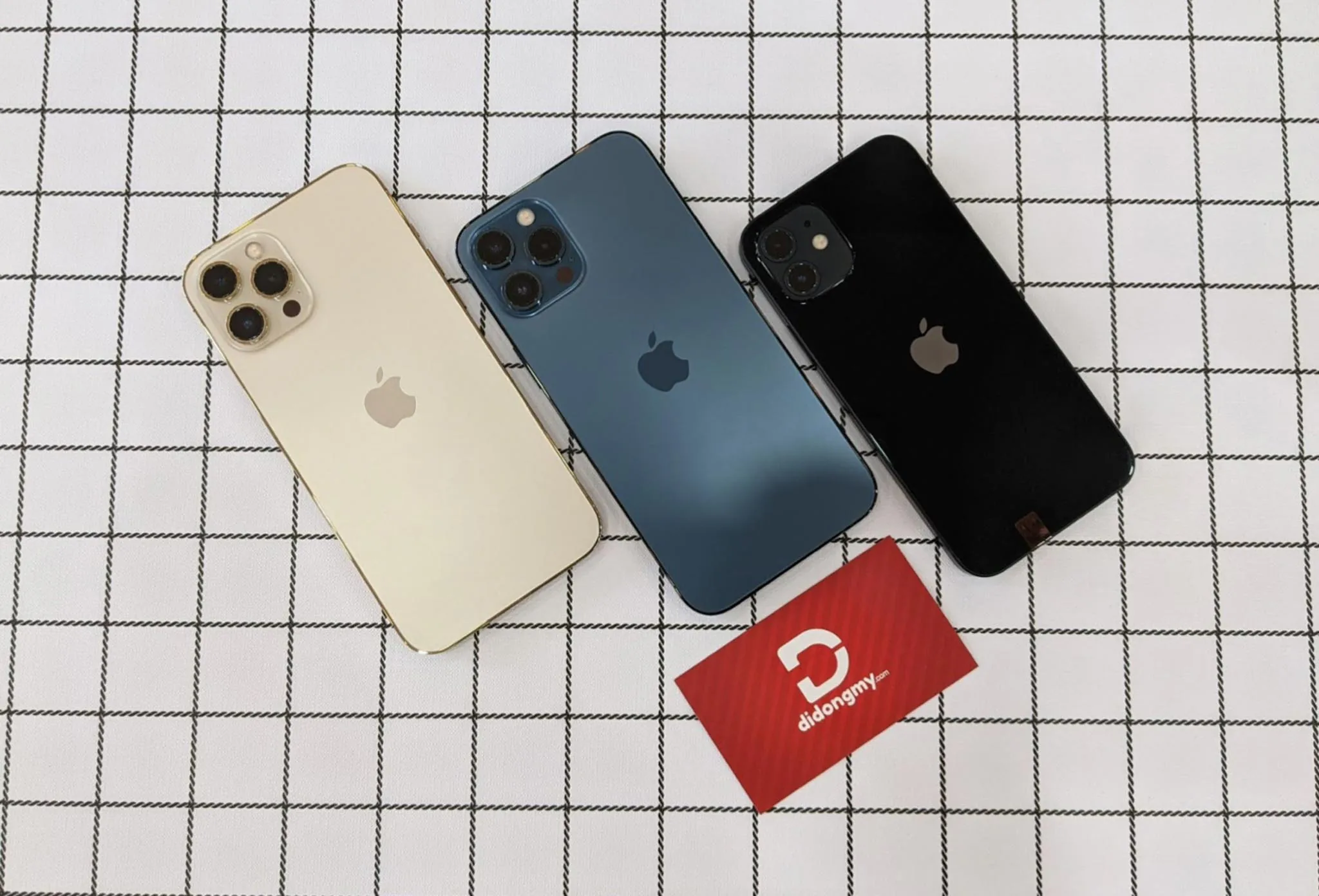 Thị trường điện thoại dậy sóng, các cửa hàng đồng loạt giảm sốc