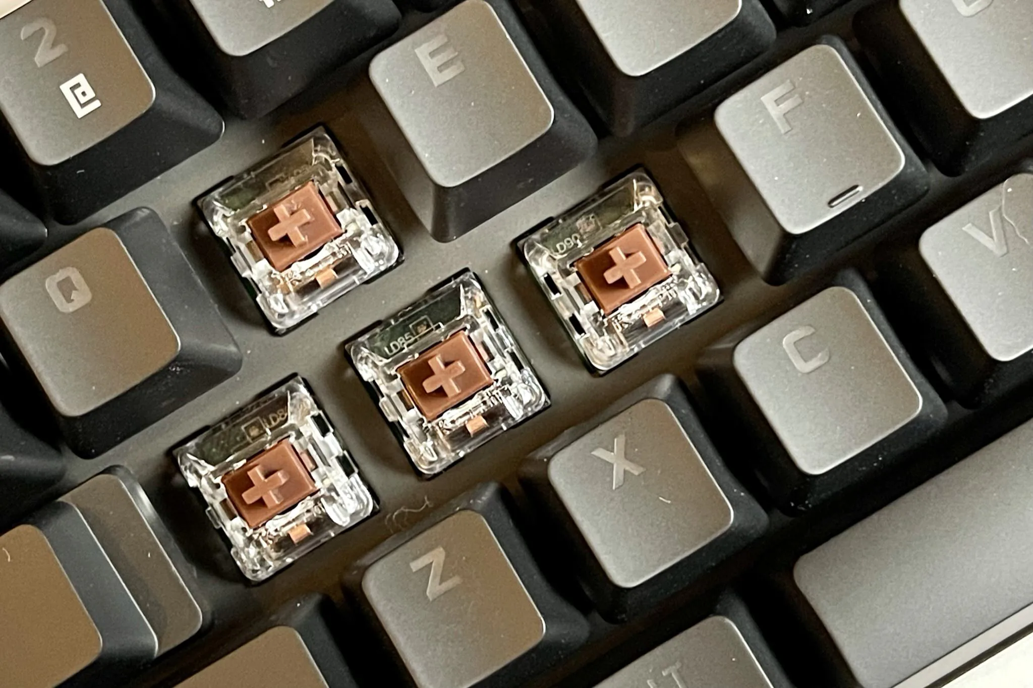 Trải nghiệm trọn bộ gaming gear League of Legends K/DA từ Logitech: Đẹp mắt và đầy phong cách, nhiều tính năng tối ưu cho game thủ