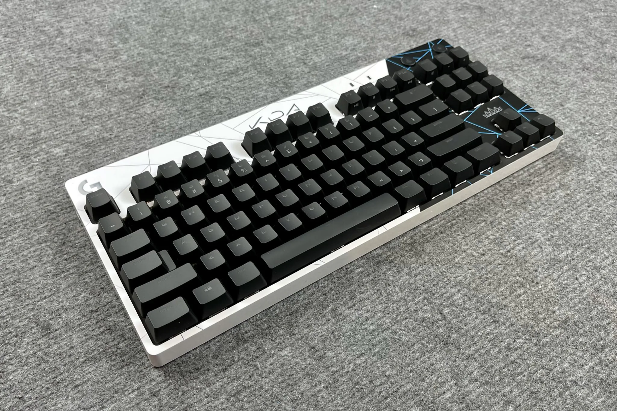 Trải nghiệm trọn bộ gaming gear League of Legends K/DA từ Logitech: Đẹp mắt và đầy phong cách, nhiều tính năng tối ưu cho game thủ