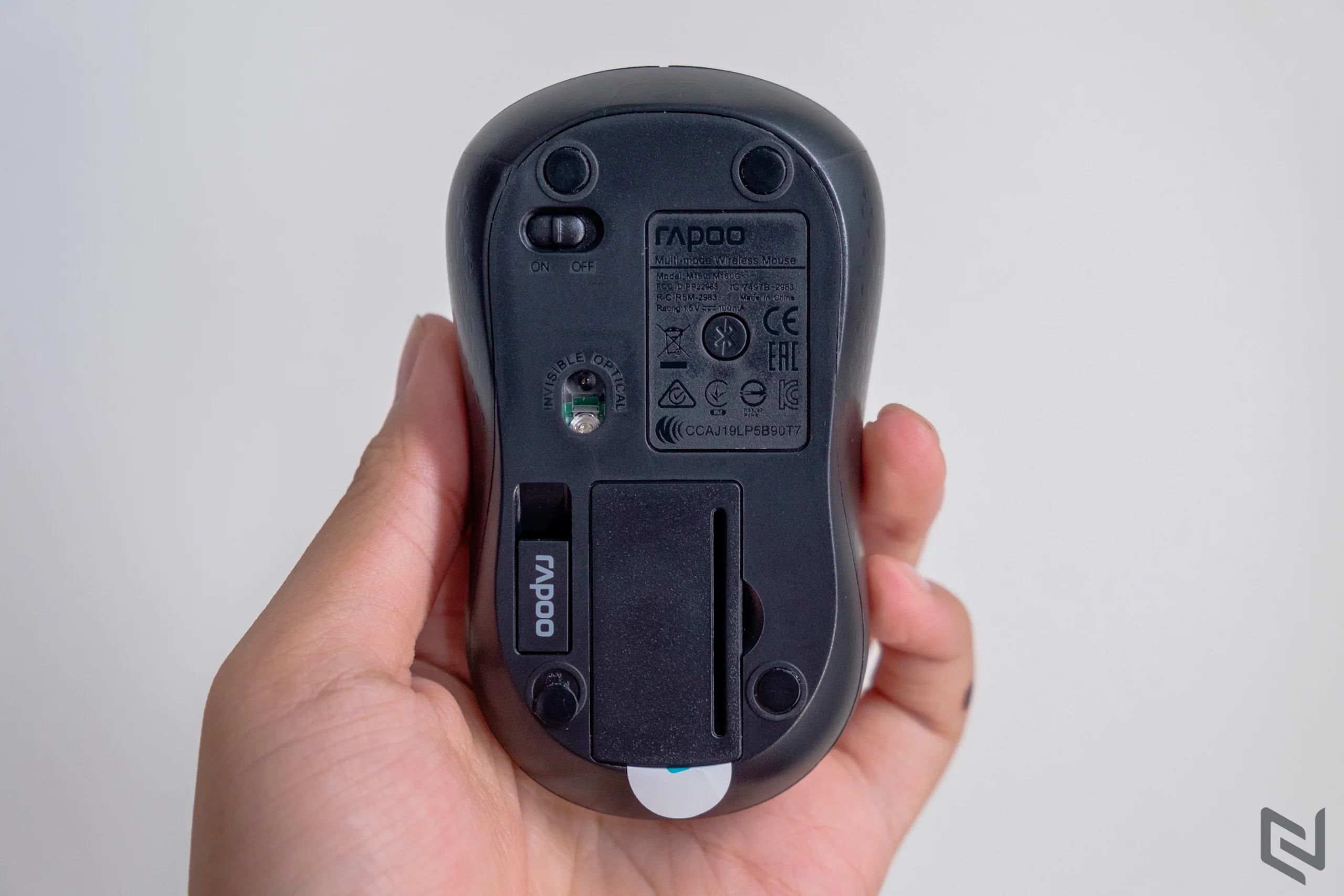 Trên tay chuột không dây Rapoo M160 Silent: Click êm ái, kết nối đa thiết bị và kích thước nhỏ gọn