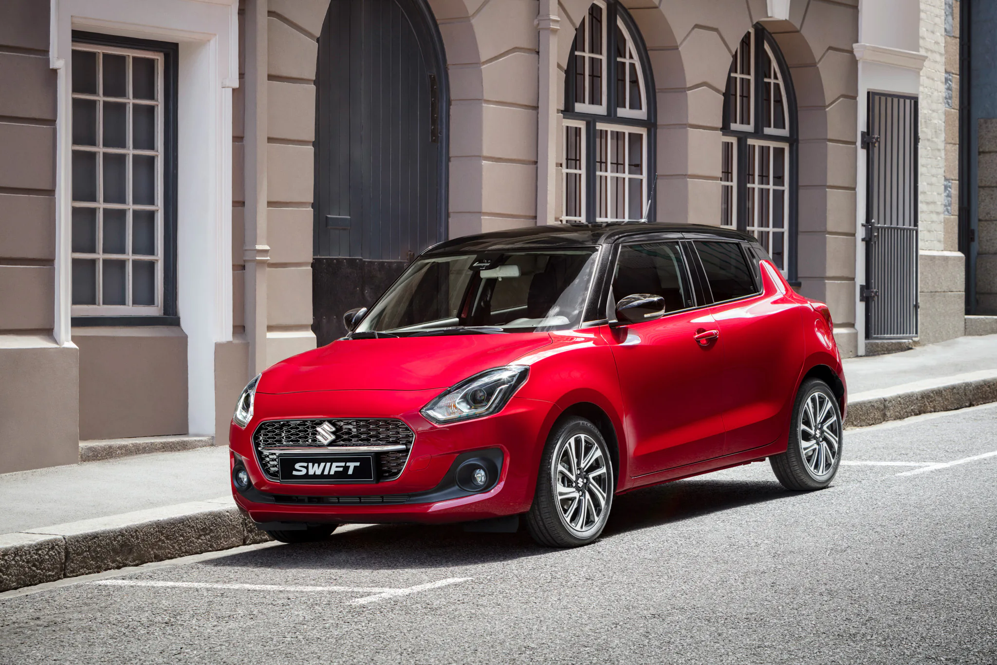 Suzuki Việt Nam giới thiệu New Swift 2021 - Phong cách hơn, thể thao hơn, giá 549.9 triệu