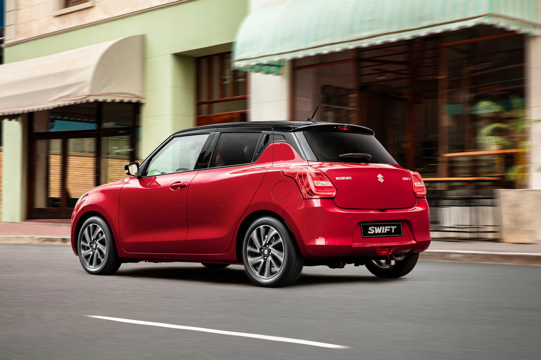 Suzuki Việt Nam giới thiệu New Swift 2021 - Phong cách hơn, thể thao hơn, giá 549.9 triệu
