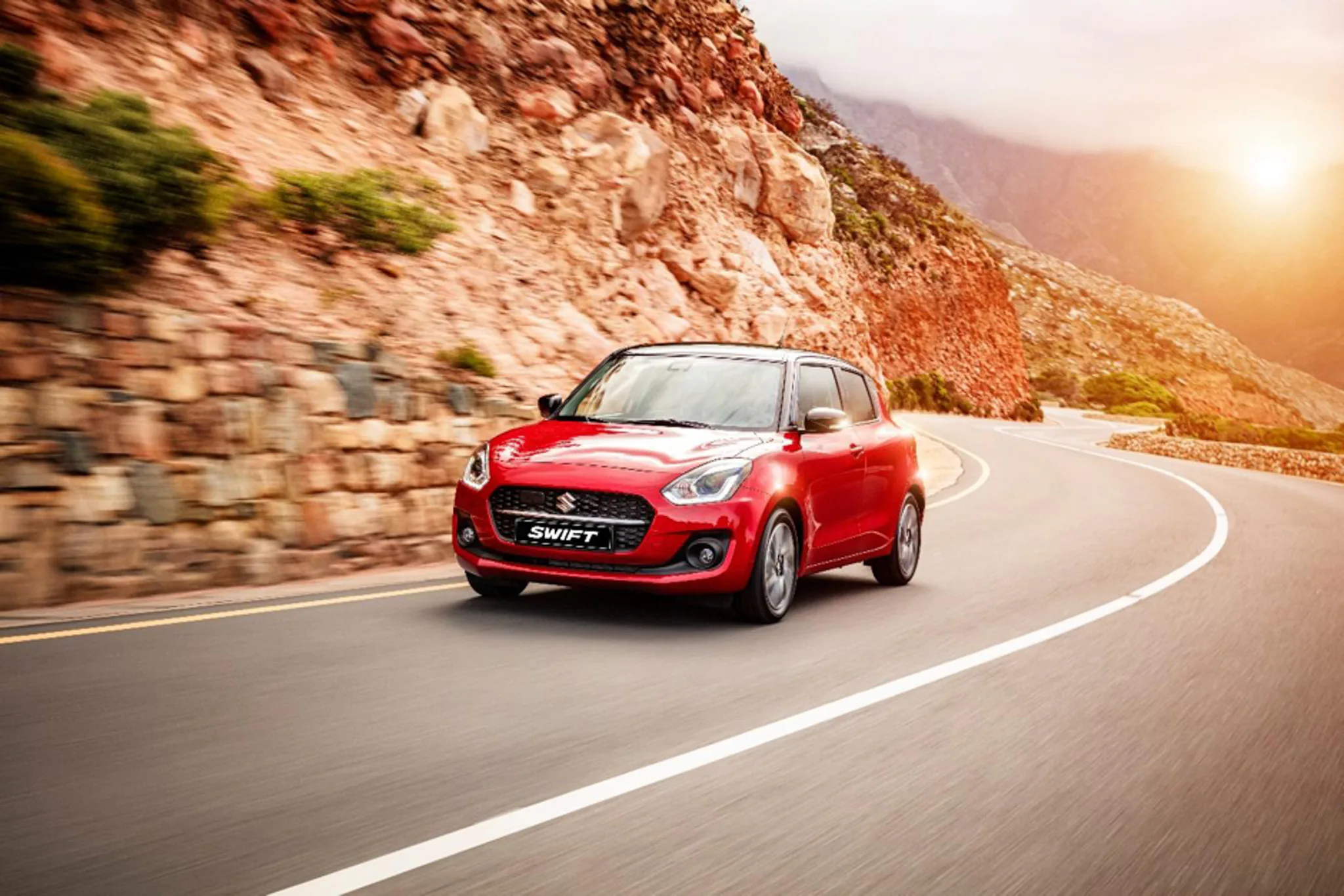 Suzuki Việt Nam giới thiệu New Swift 2021 - Phong cách hơn, thể thao hơn, giá 549.9 triệu