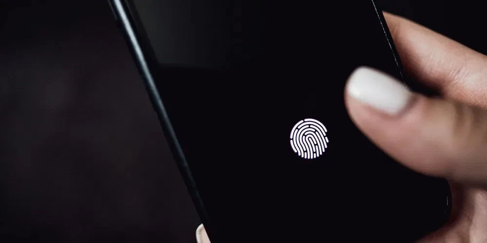 Apple giành được bằng sáng chế cho Touch ID và Face ID trong màn hình