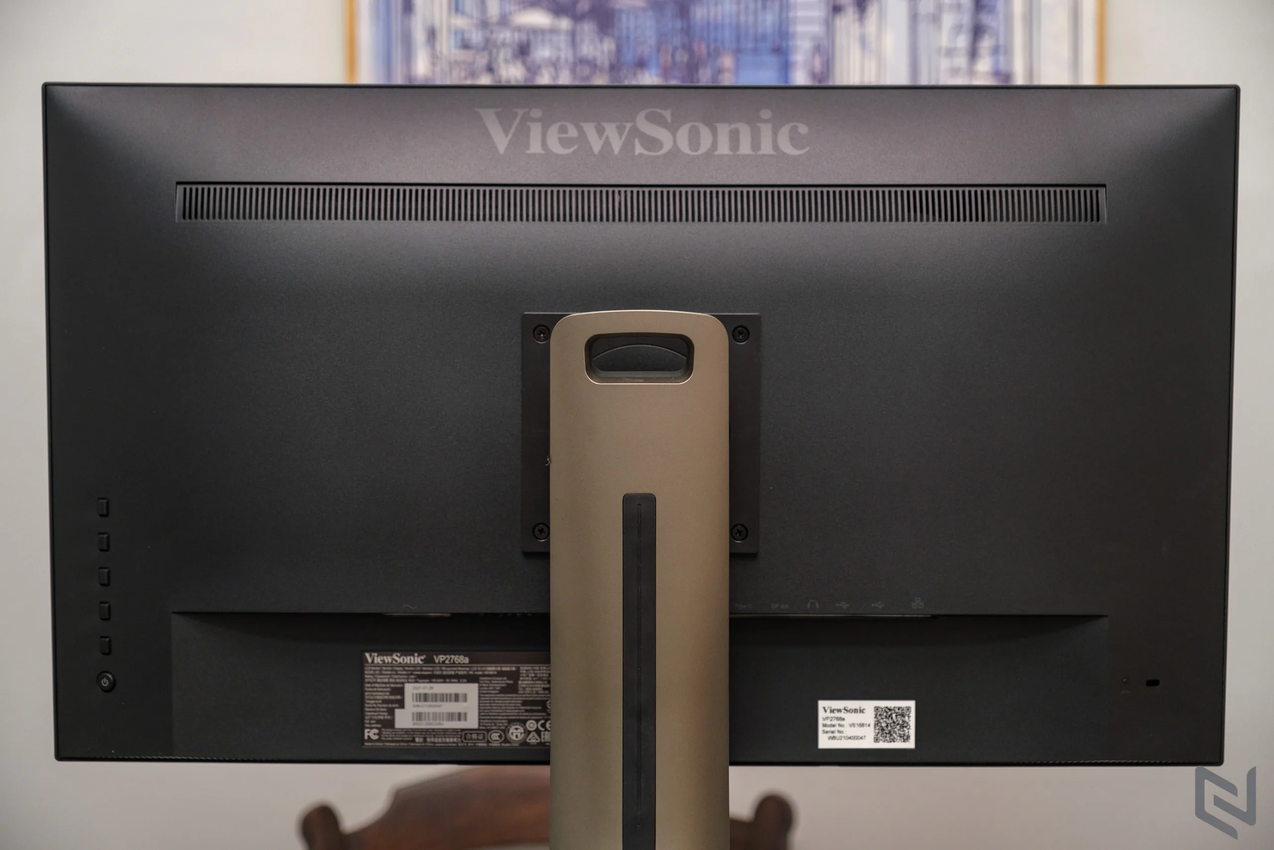 Đánh giá màn hình đồ hoạ ViewSonic VP2768a: Tấm nền SuperClear IPS, 100% sRGB, Delta E <2, đạt chuẩn Pantone