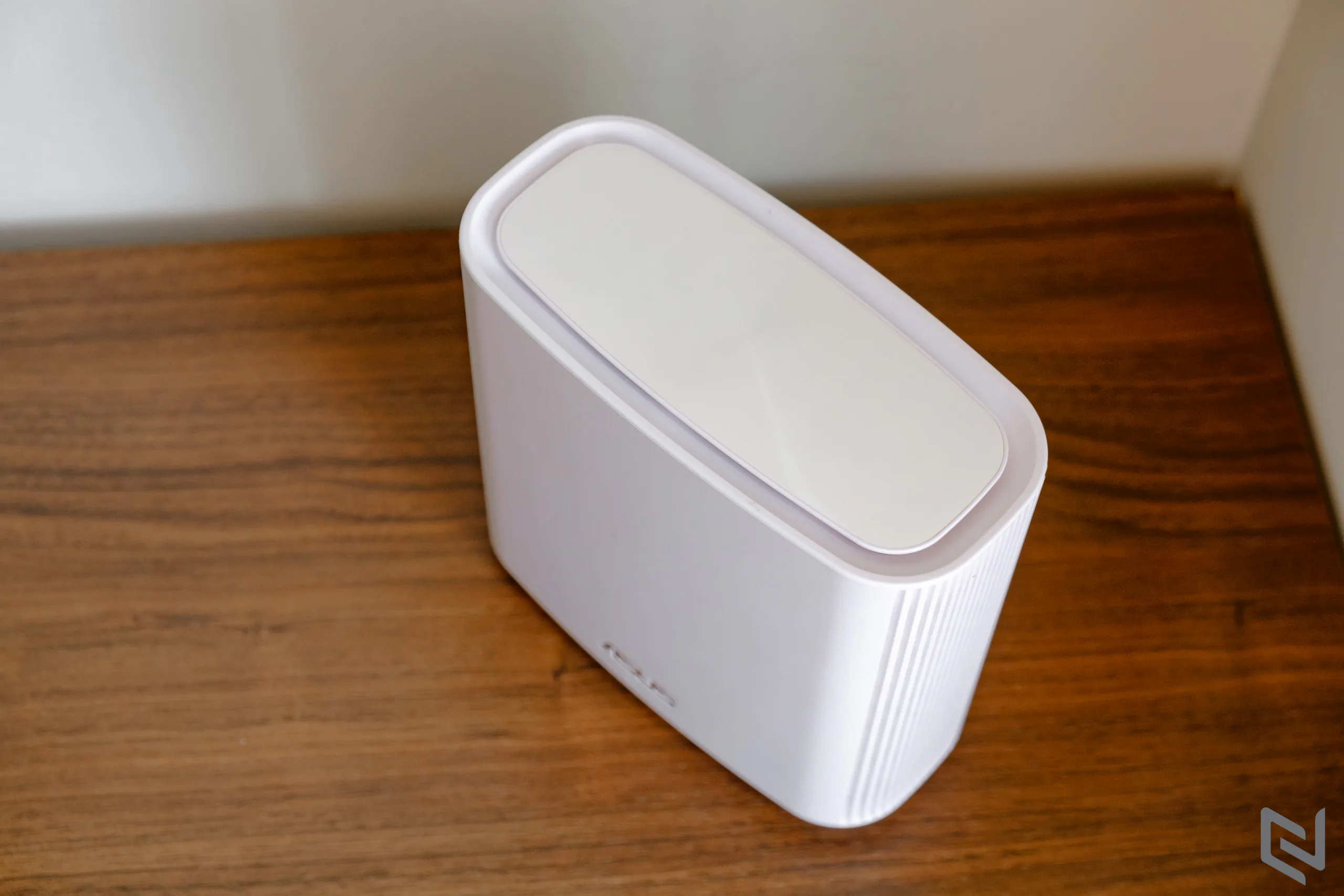 Trên tay ASUS ZenWiFi AX XT8 - Giải pháp WiFi Mesh tốt nhất hiện tại với 3 băng tần, độ phủ sóng khủng và khả năng liên kết với các router/node khác từ ASUS