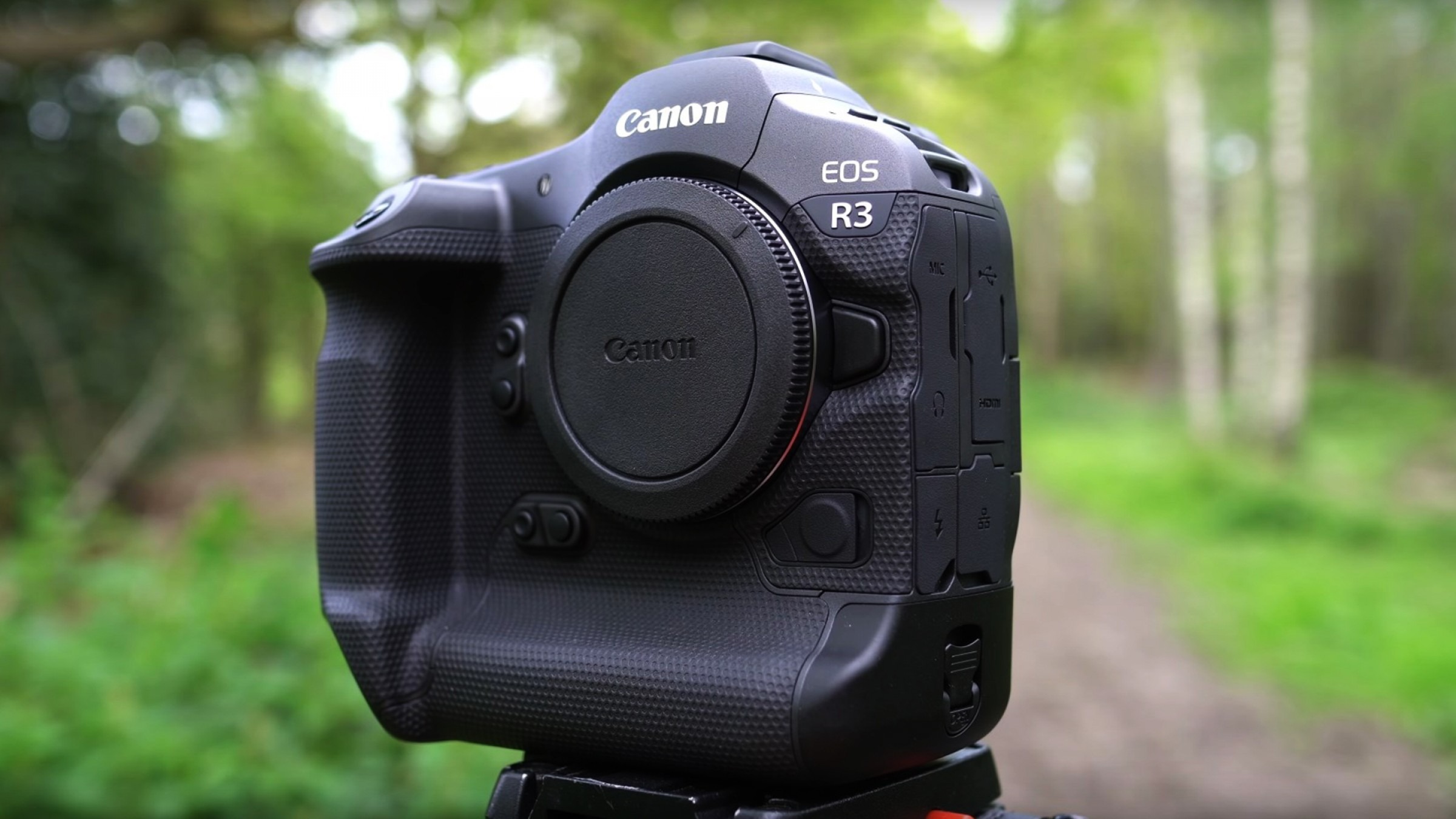 Canon EOS R3 sẽ ra mắt chính thức vào tháng 9 với cảm biến 30.1MP