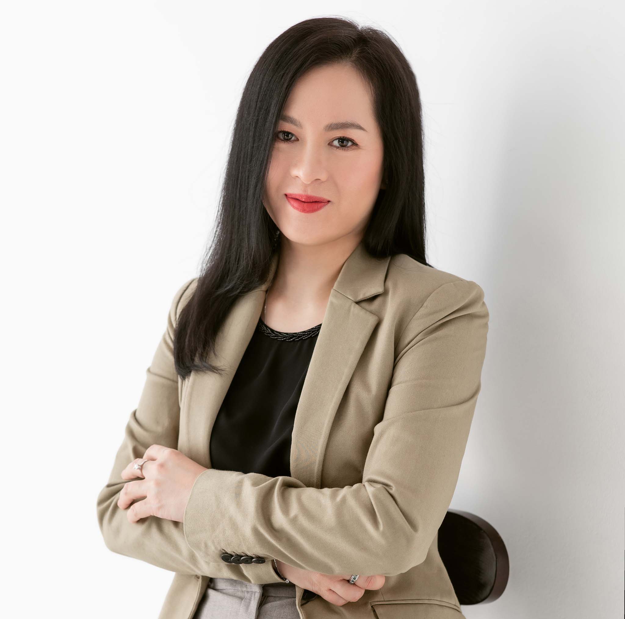 Schneider Electric IT bổ nhiệm nữ giám đốc người Việt đầu tiên tại thị trường Việt Nam
