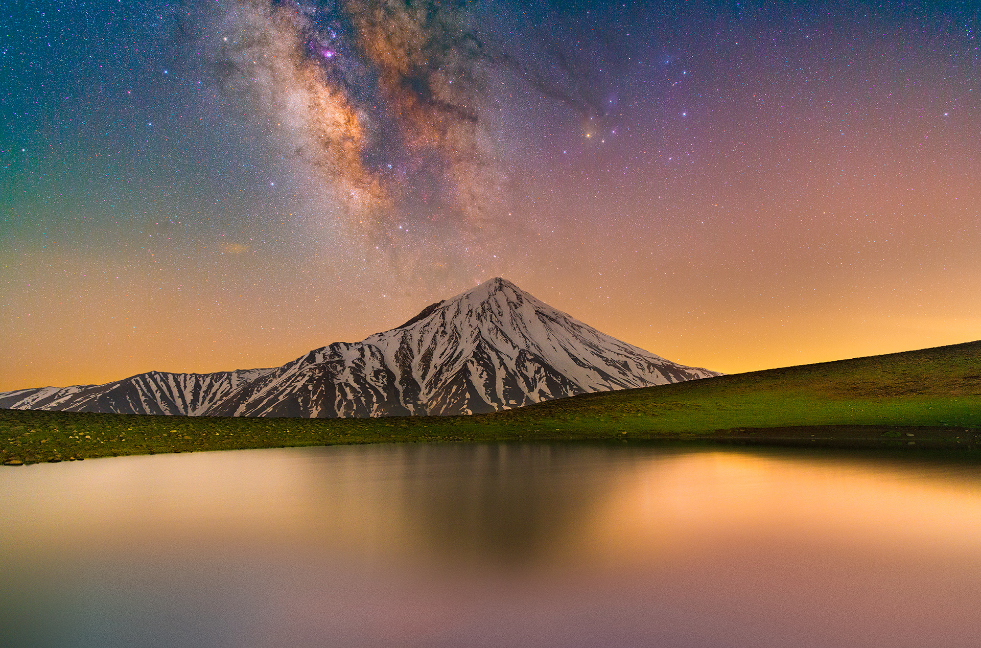25 bức ảnh thiên văn mà bạn nên chiêm ngưỡng để biết được vũ trụ tuyệt đẹp đến nhường nào