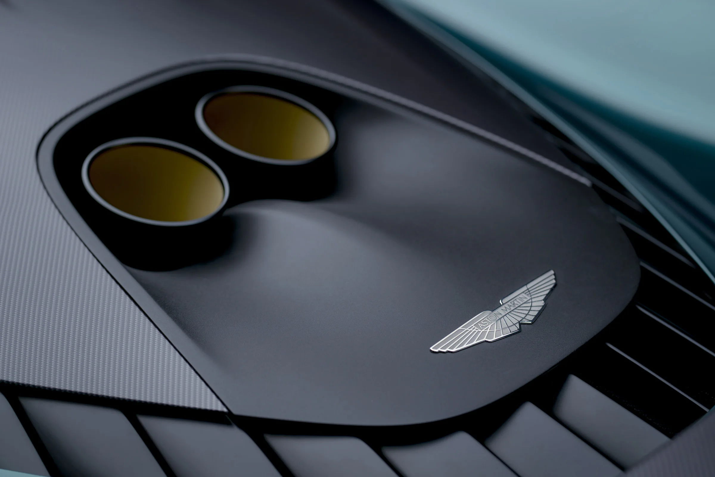 Siêu xe điện hybrid Aston Martin Valhalla có mã lực khủng 937