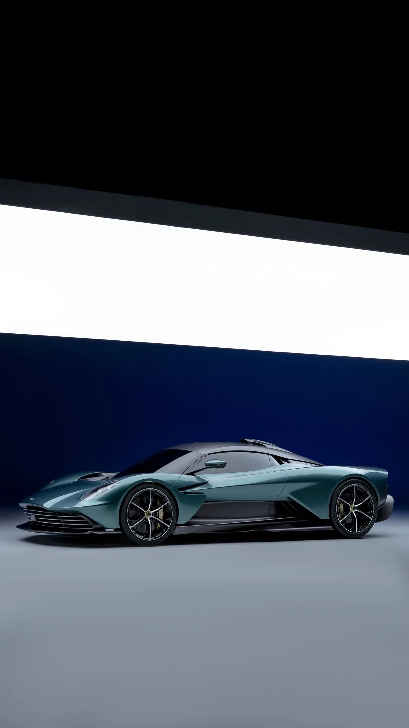 Siêu xe điện hybrid Aston Martin Valhalla có mã lực khủng 937