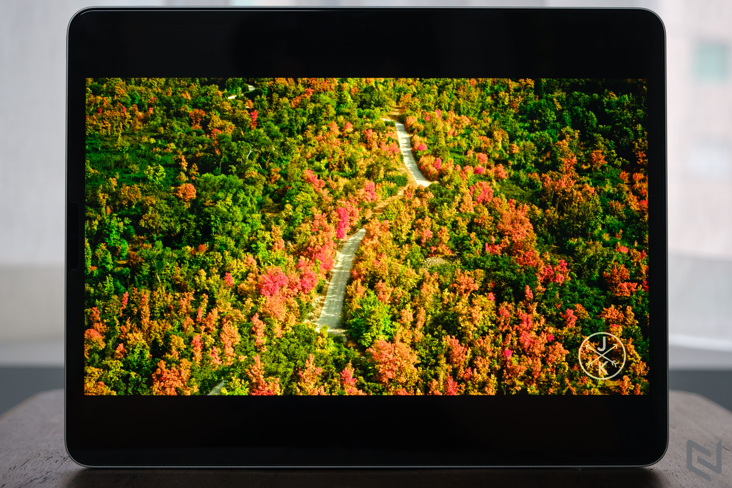 Mở hộp iPad Pro M1 12.9-inch chính hãng FPT Shop: Màn hình siêu đẹp, siêu mạnh mẽ