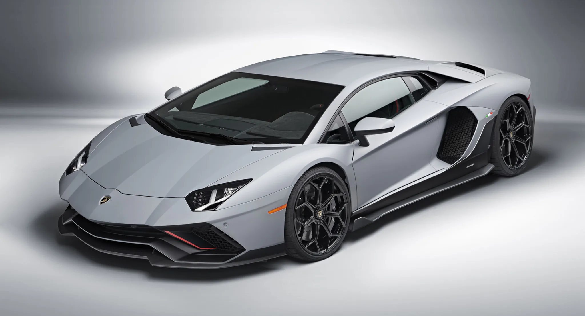 Lamborghini Aventador LP780-4 Ultimae ra mắt, phiên bản cuối cùng, bán giới hạn 600 chiếc