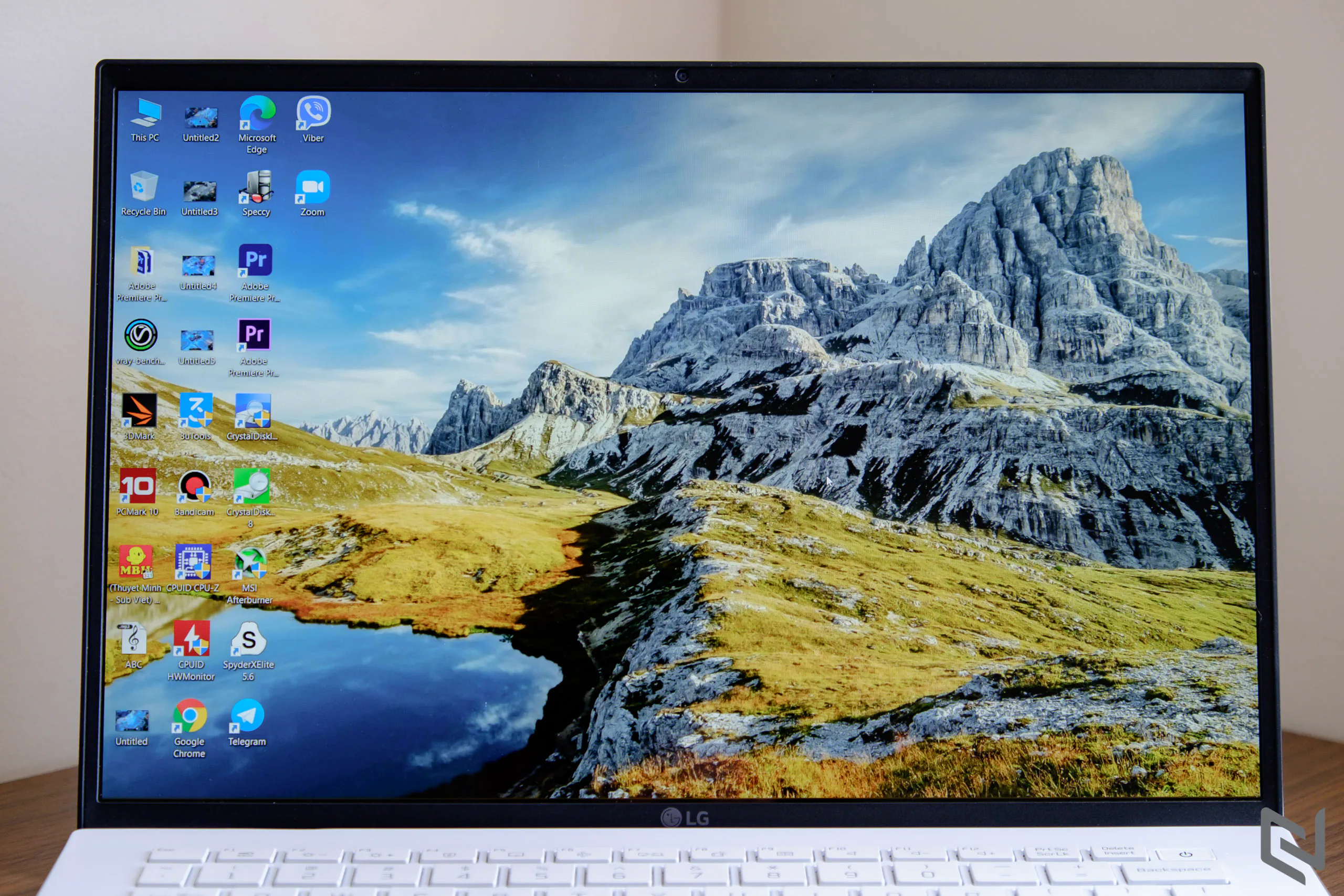 Đánh giá laptop LG gram 2021: Giữ vững phong độ chuẩn gram!