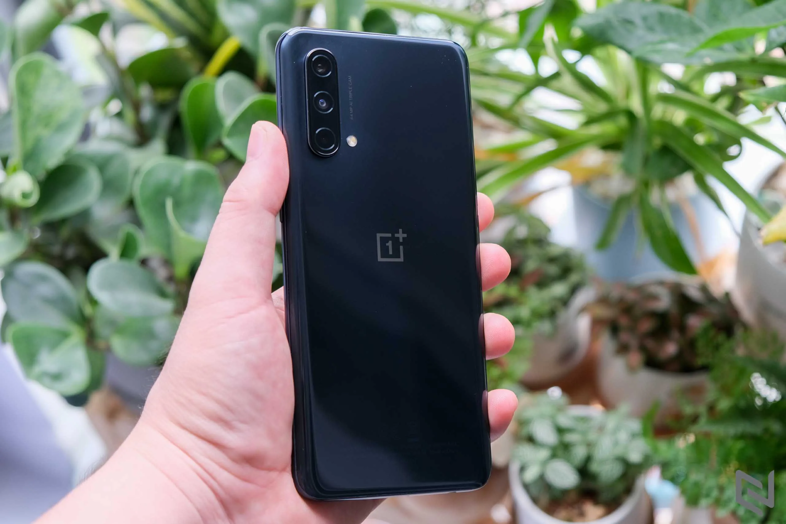Đánh giá OnePlus Nord CE 5G: Màn hình đẹp, máy chạy mượt và có kết nối 5G