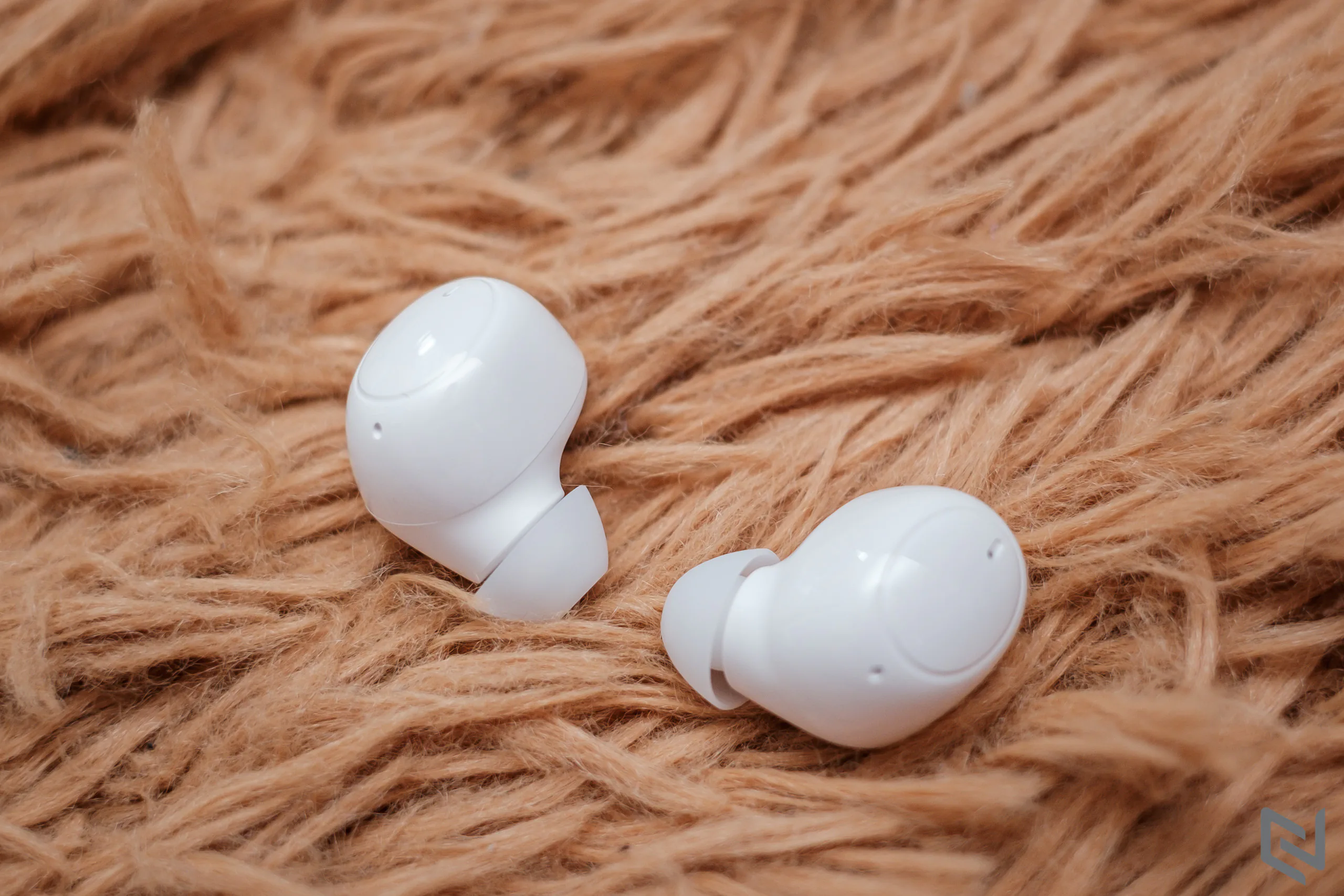 Mở hộp tai nghe Enco Buds: Pin 24h, Bluetooth kép 5.2, chế độ Game Mode độ trễ thấp, chất âm hoàn hảo cho mọi nhu cầu
