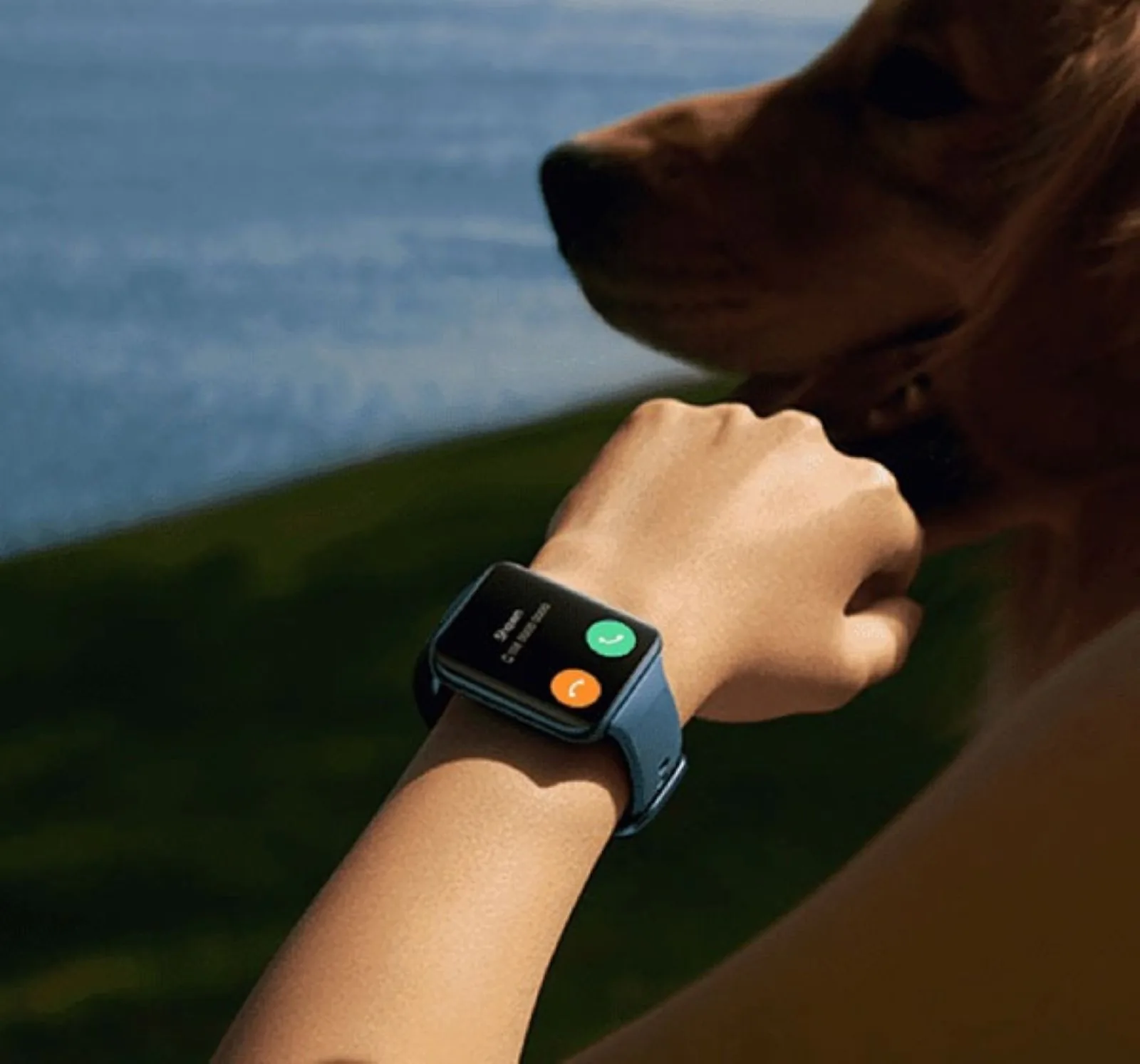 Lộ diện ảnh đồng hồ OPPO Watch 2 với tính năng gọi điện thoại
