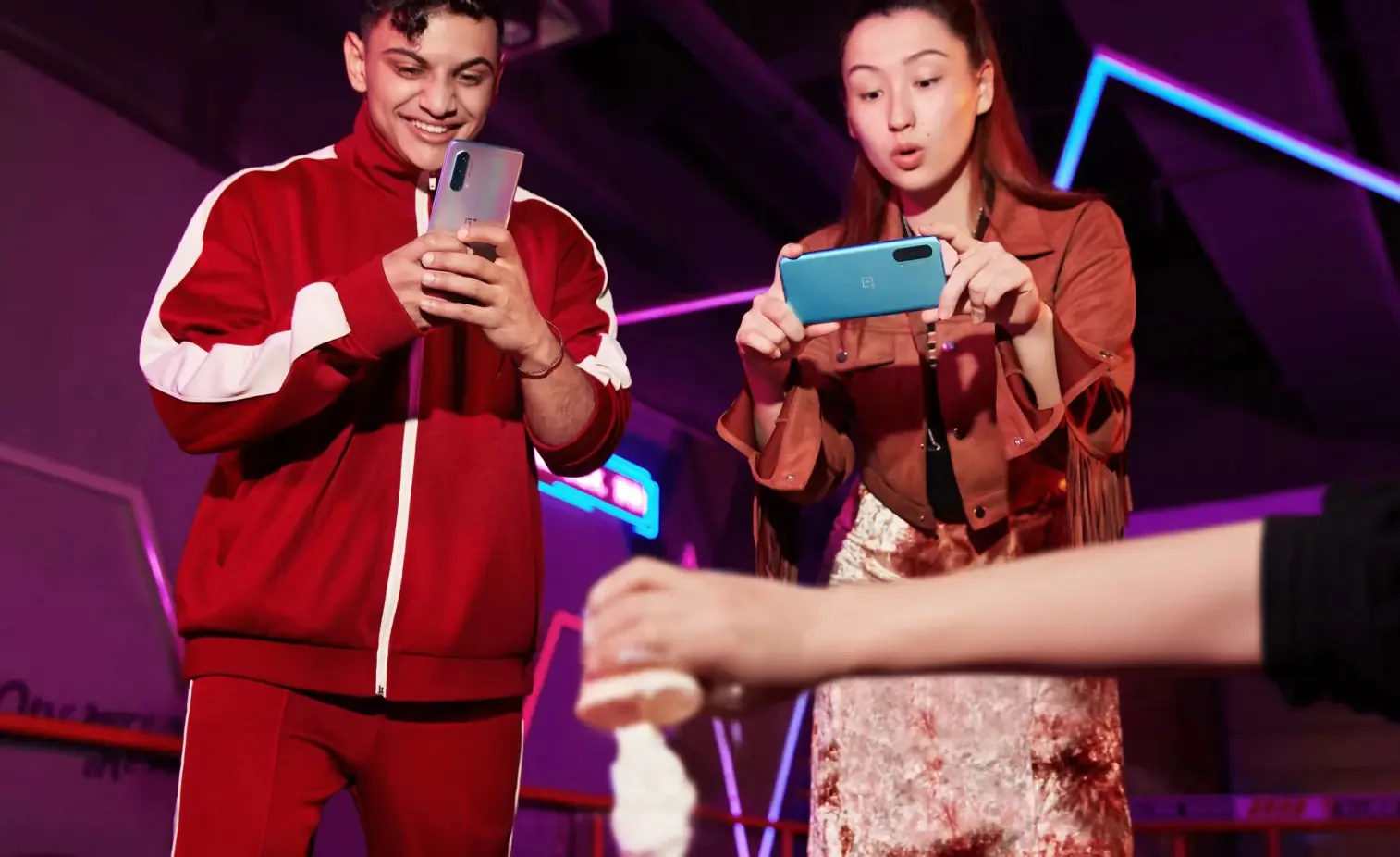 5 lý do bạn nên mua OnePlus Nord CE 5G ngay lúc này: Hàng loạt trang bị đỉnh, giá hấp dẫn