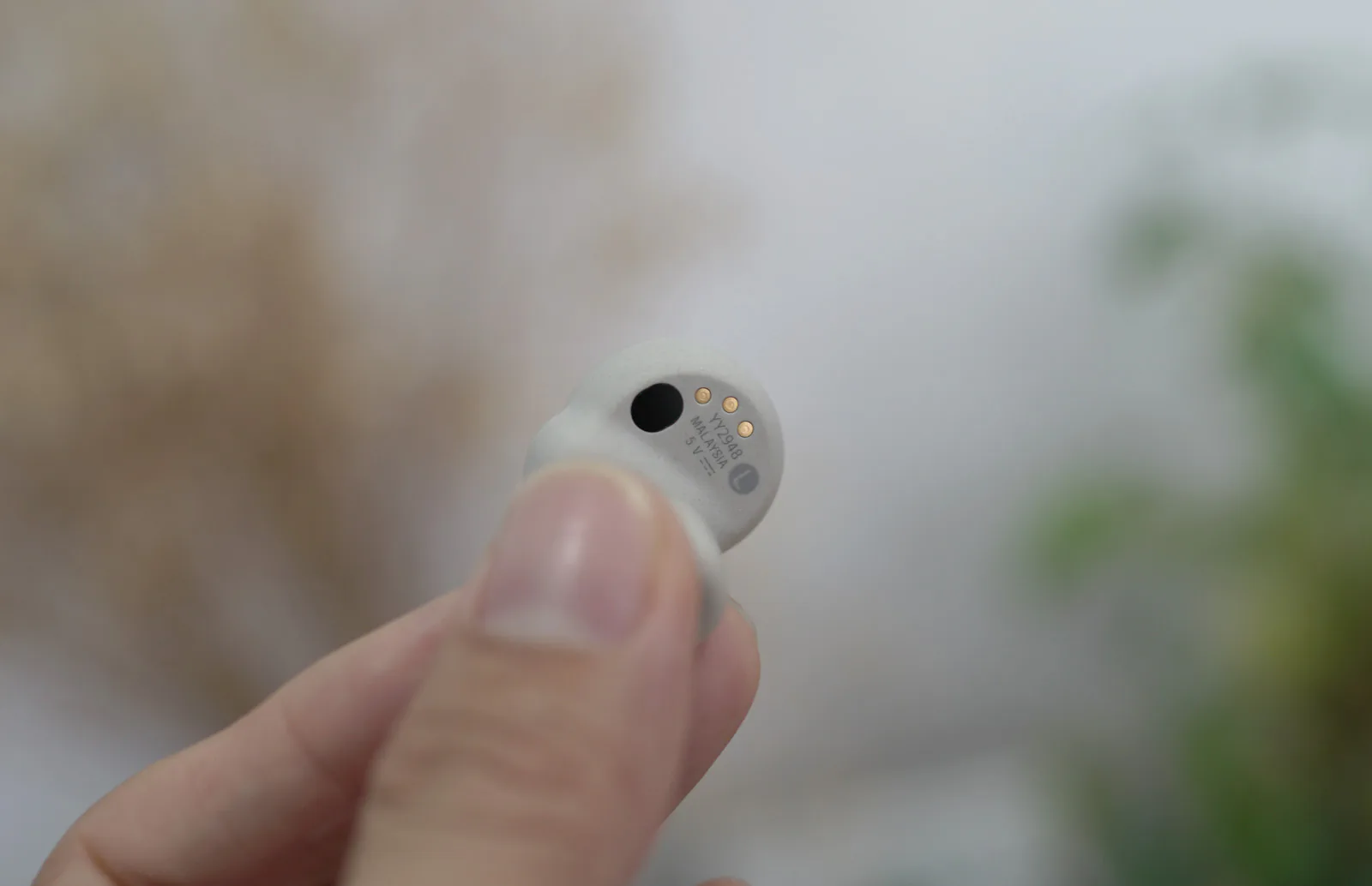 Mở hộp tai nghe Sony WF-1000XM4 vừa ra mắt: Đổi mới ngoại hình, nâng cấp chất âm, đã tốt nay còn tốt hơn