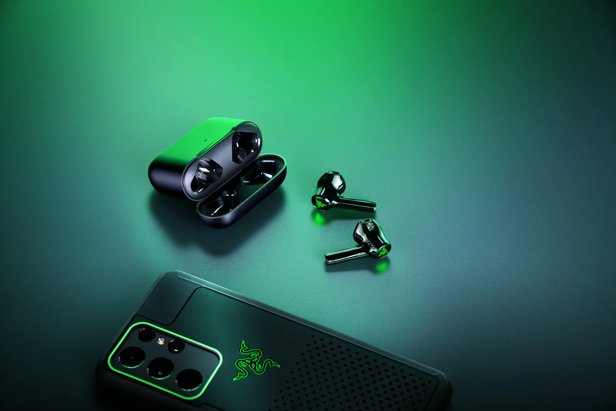 Tai nghe không dây Razer Hammerhead True Wireless X ra mắt: Toả sáng cùng tai nghe earbud