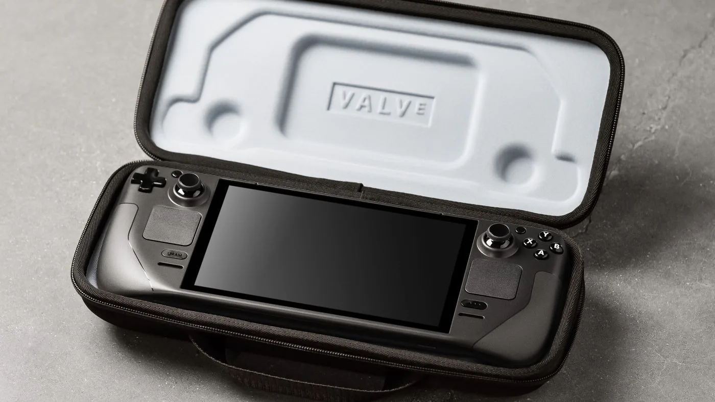 PC cầm tay Steam Deck của Valve sẽ có giá 399 USD và mở bán vào tháng 12