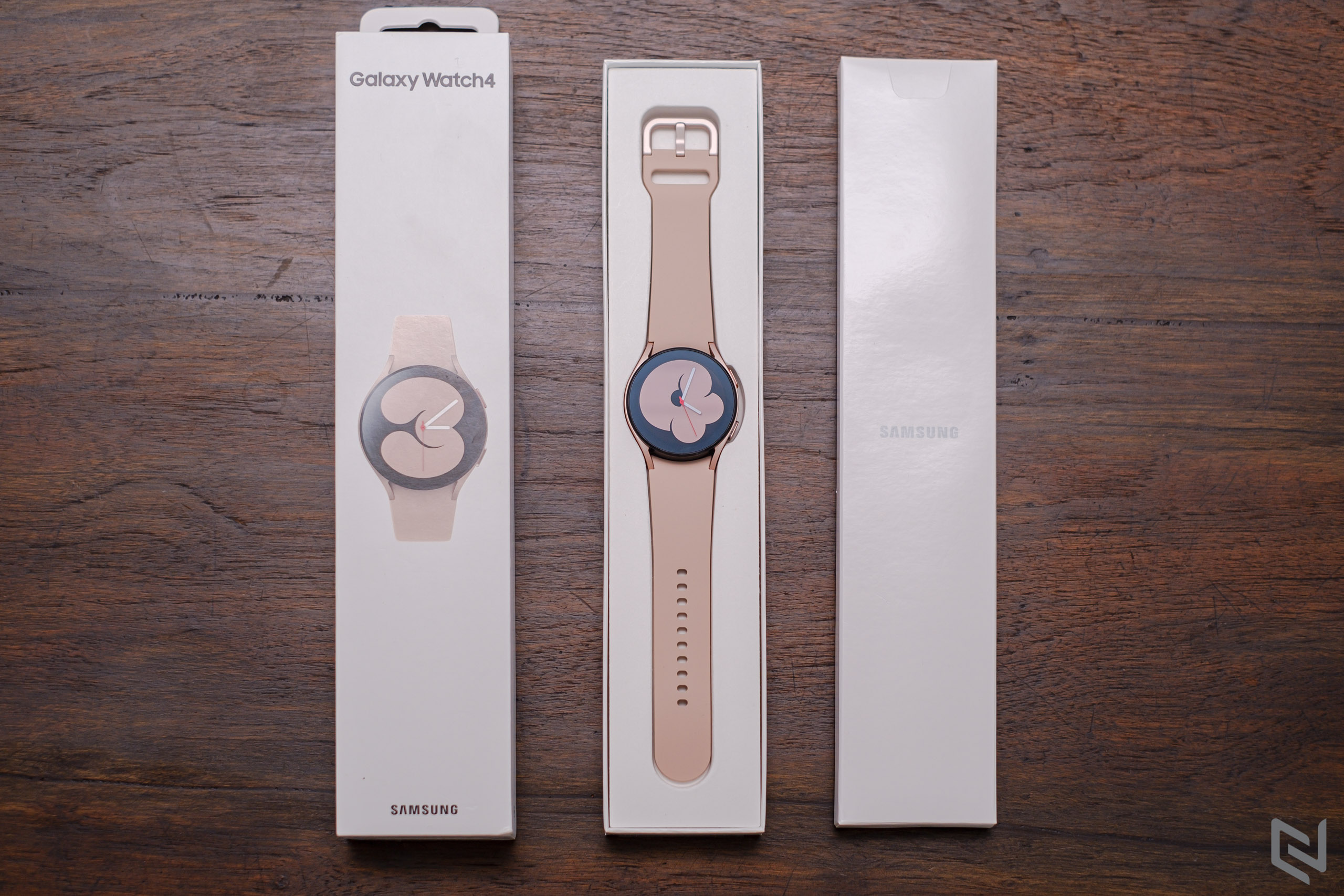 Mở hộp Galaxy Watch4: Nền tảng mới tối ưu cho mọi trải nghiệm