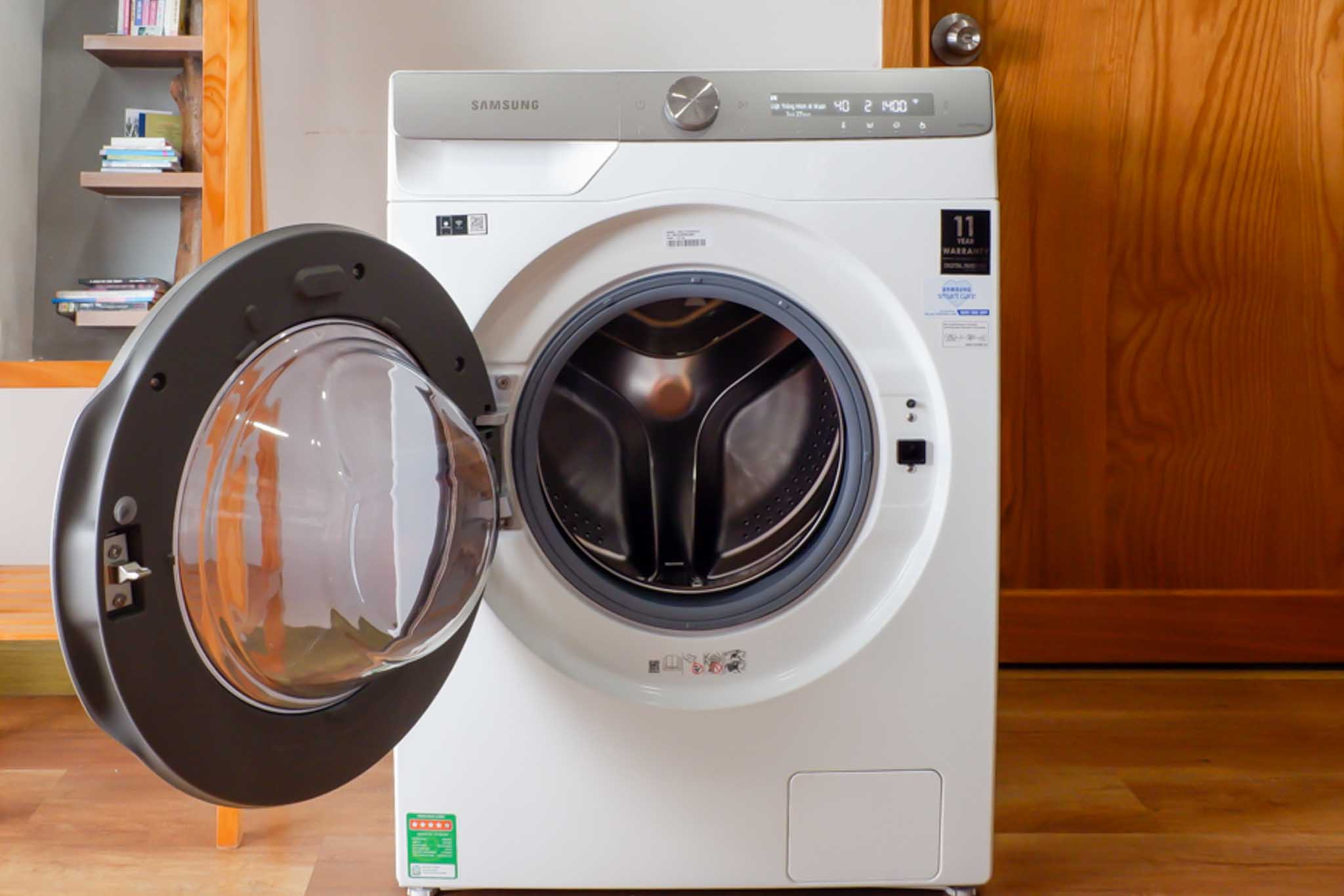 Trải nghiệm Máy giặt Samsung AI Inverter 9kg WW90TP44DSH/SV: Tương lai của đồ gia dụng là đây