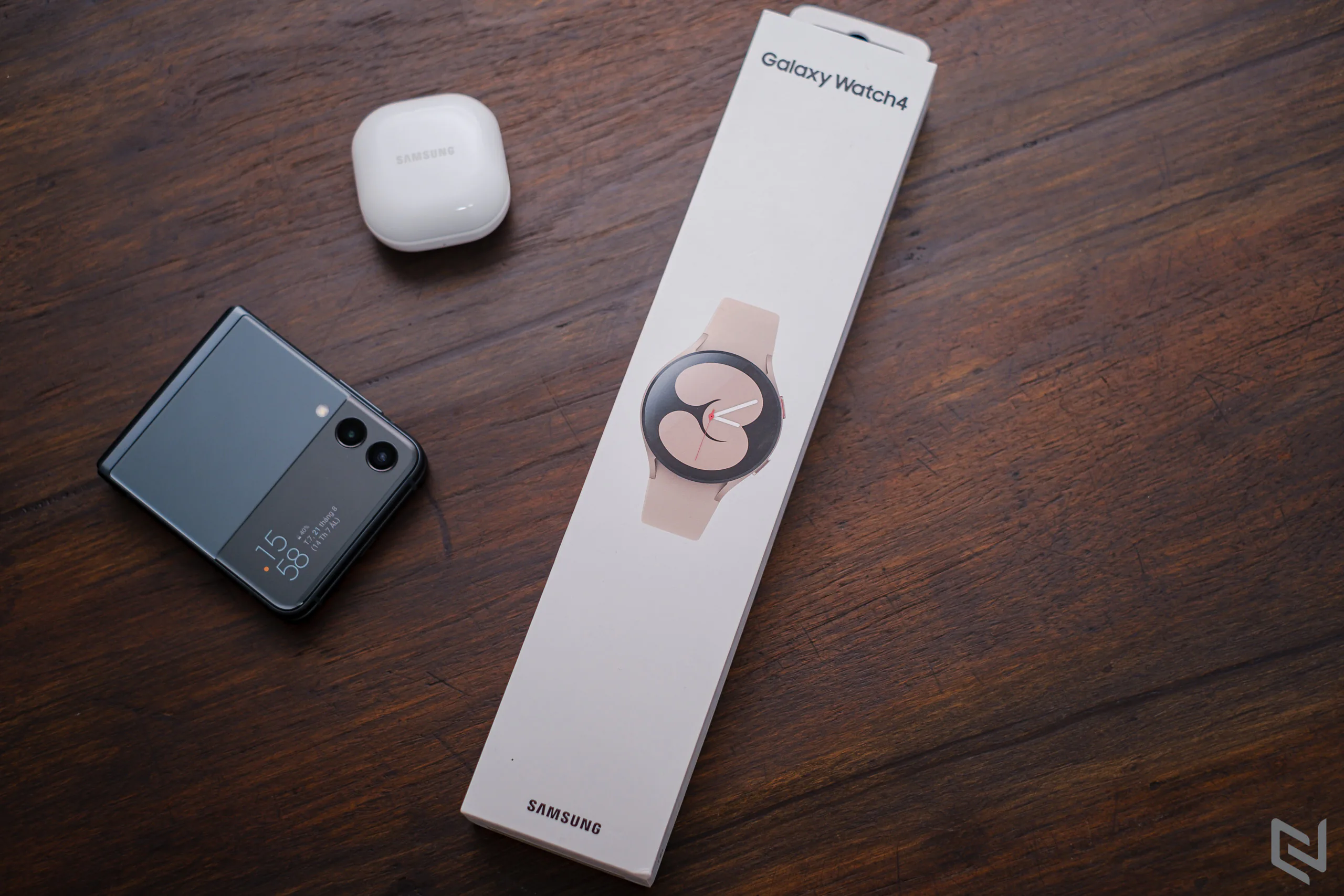 Mở hộp Galaxy Watch4: Nền tảng mới tối ưu cho mọi trải nghiệm