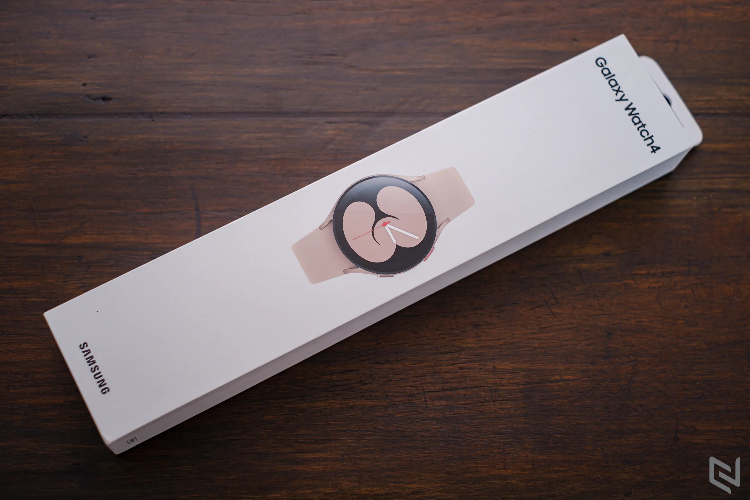Mở hộp Galaxy Watch4: Nền tảng mới tối ưu cho mọi trải nghiệm